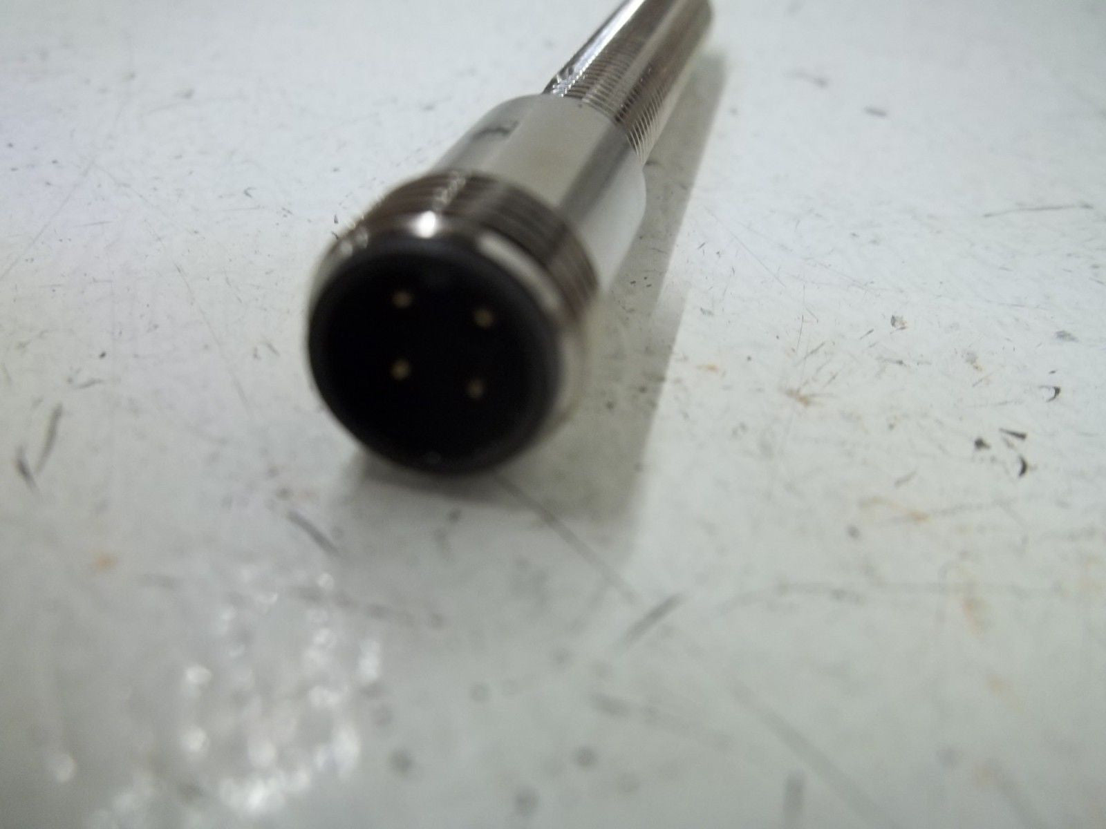 PEPPERL+FUCHS NBN2-8GM50-A2-V1 INDUCTIVE SENSOR *NEW NO BOX*