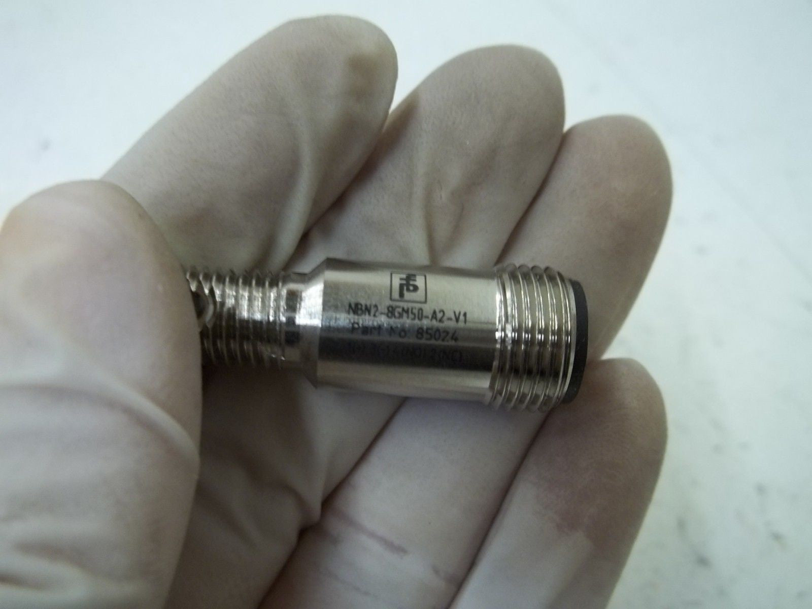 PEPPERL+FUCHS NBN2-8GM50-A2-V1 INDUCTIVE SENSOR *NEW NO BOX*
