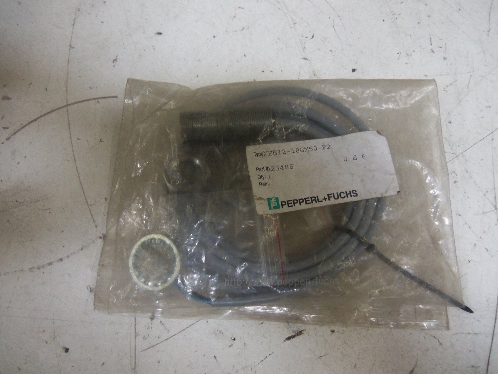 PEPPERL+FUCHS NEB12-18GM50-E2 PROXIMITY SENSOR *NEW IN FACTORY BAG*