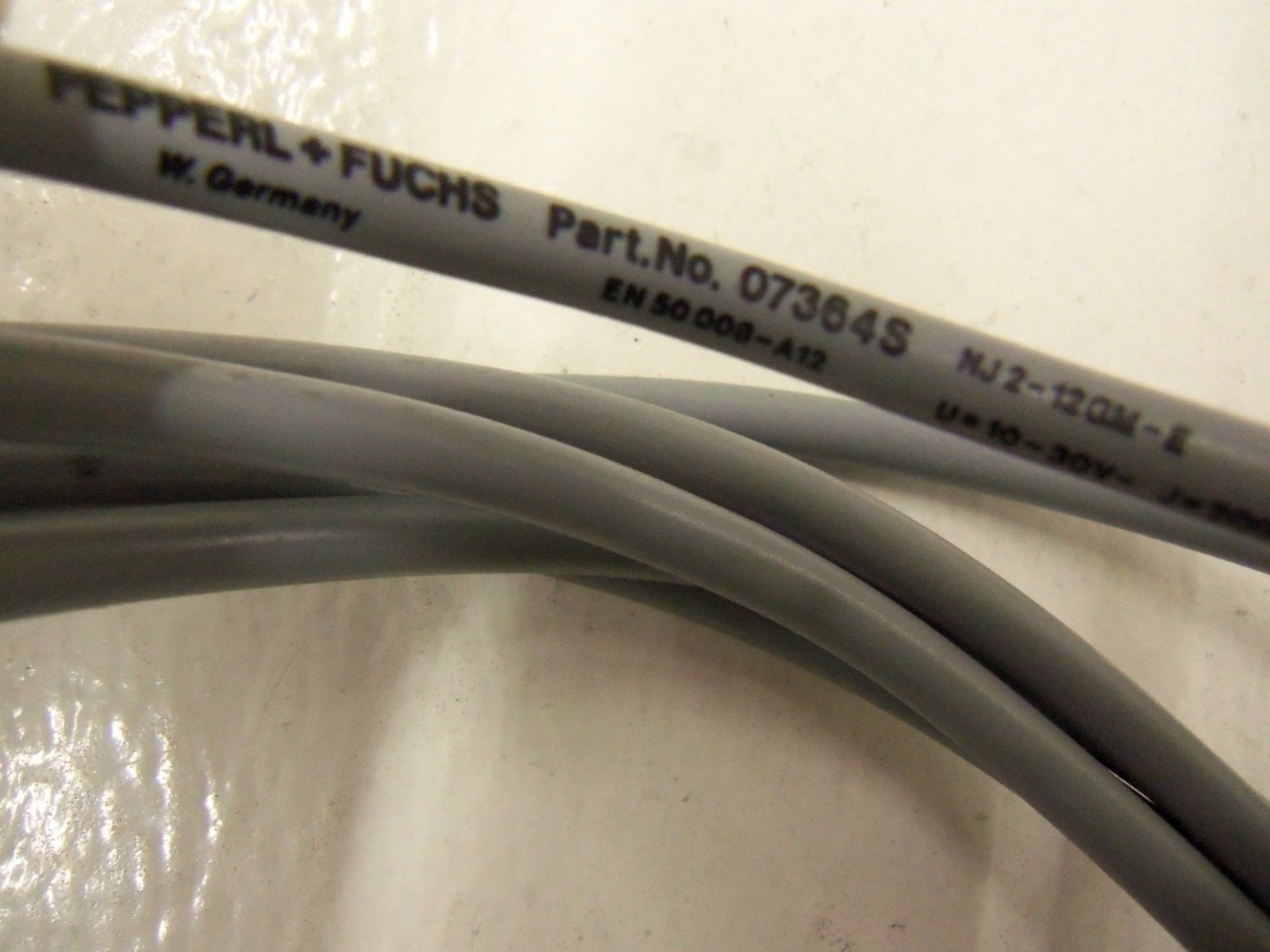 PEPPERL+FUCHS NJ2-12GM-E *USED*