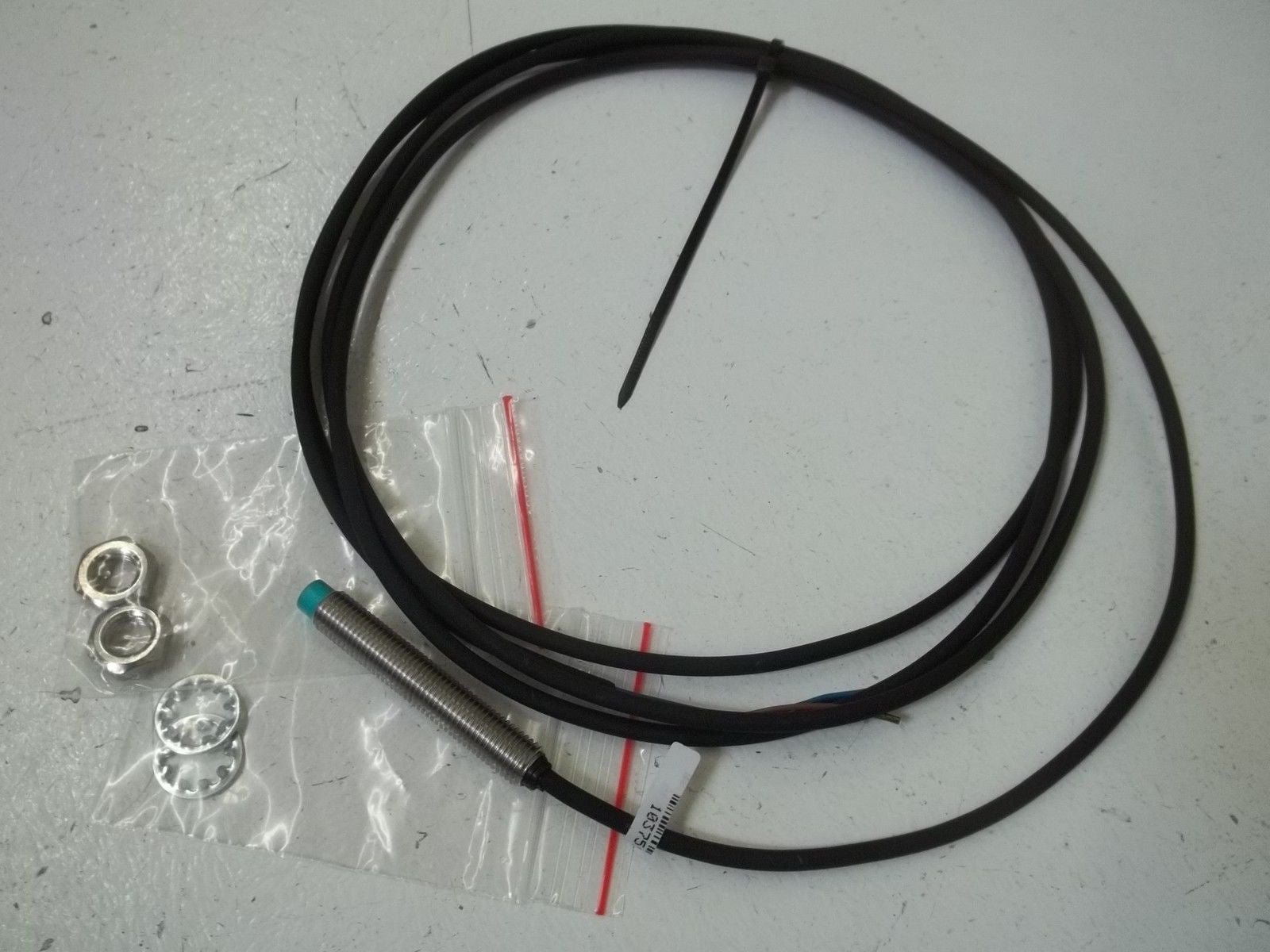 PEPPERL+FUCHS NJ2-8GM50-E INDUCTIVE SENSOR *USED*