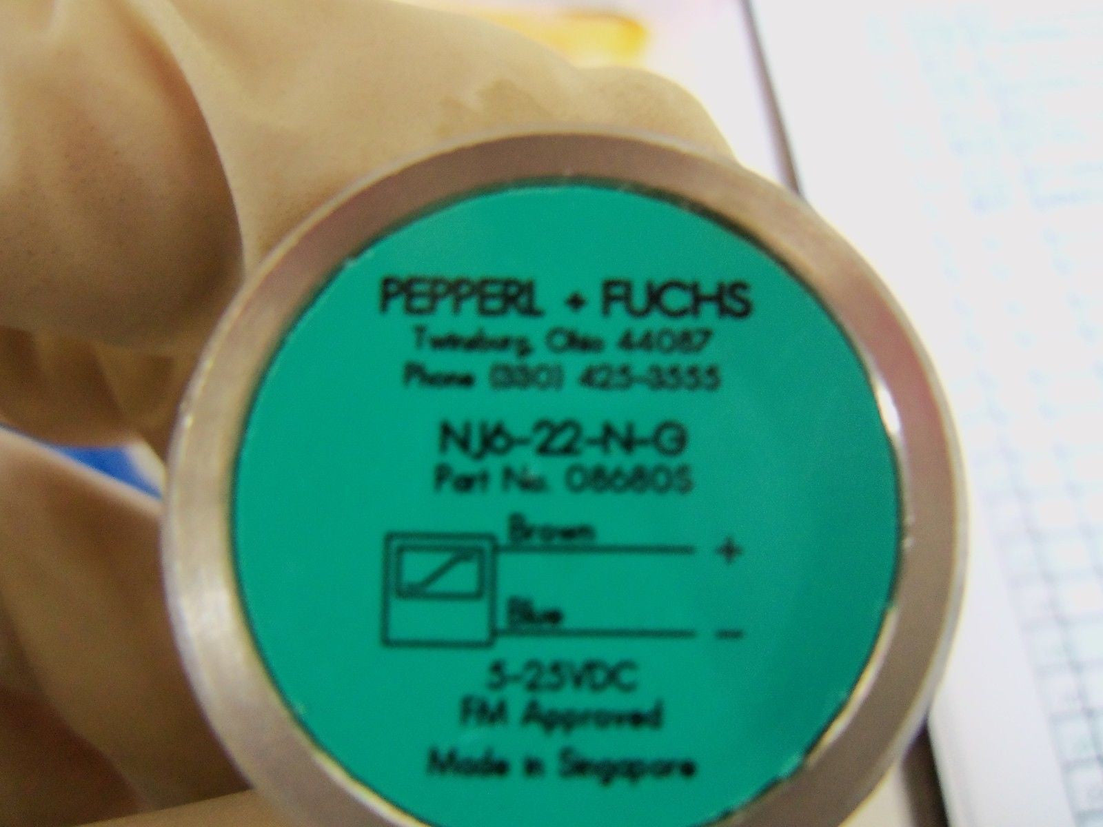 PEPPERL+FUCHS NJ6-22-N-G *NEW NO BOX*