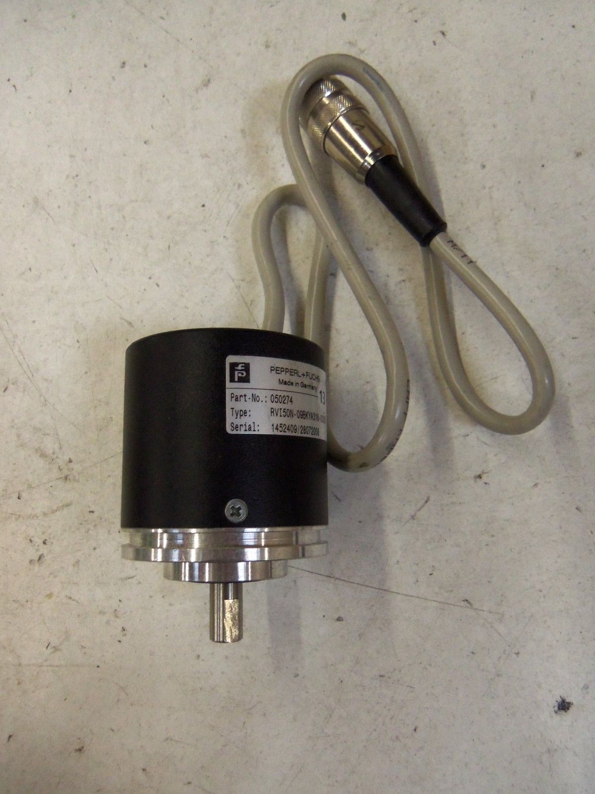 PEPPERL+FUCHS RVI50N-09BKYA31N-00360 *USED*
