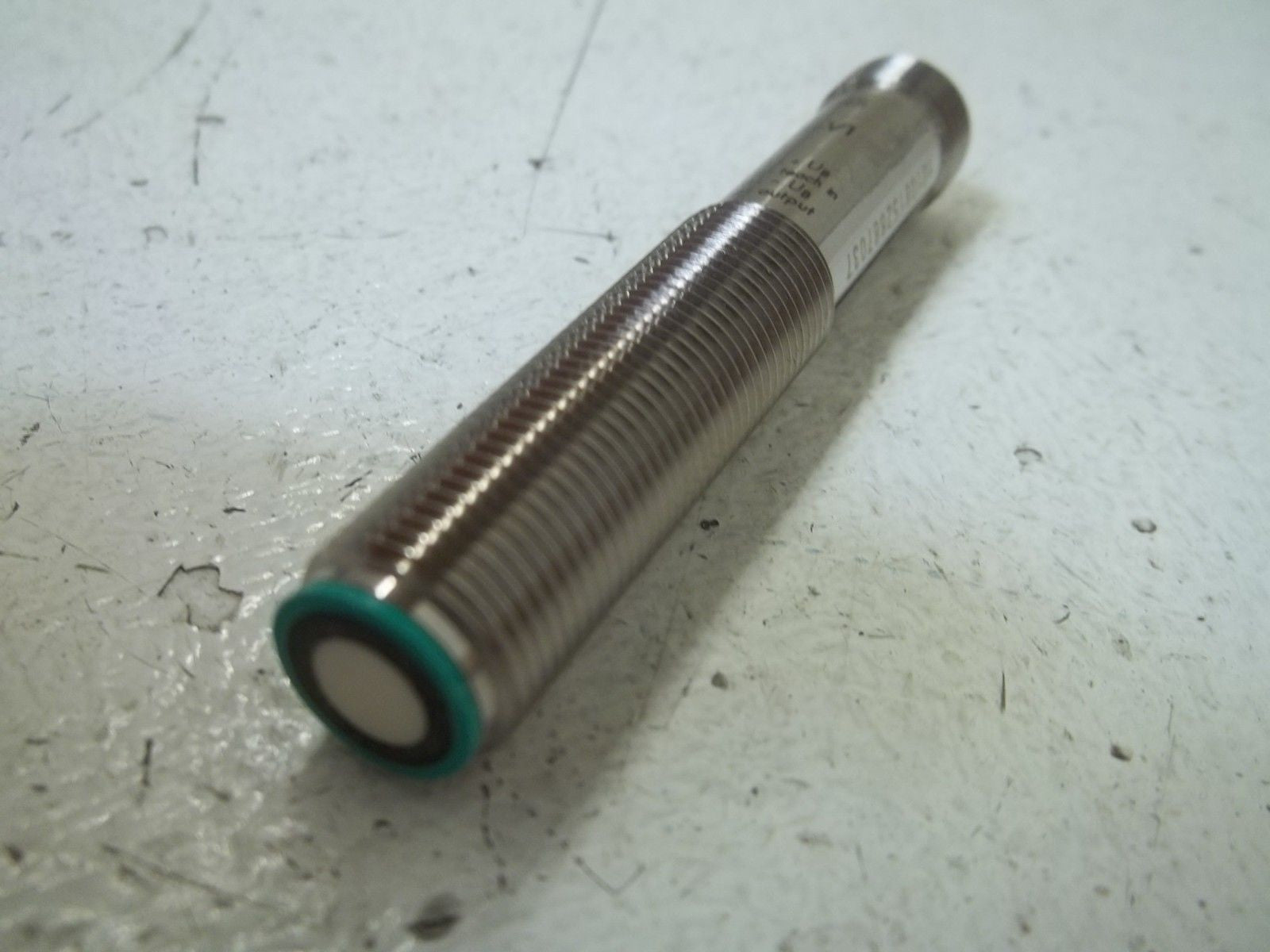 PEPPERL+FUCHS UB400-12GM-E5-V1 ULTRASONIC *NEW IN BOX*
