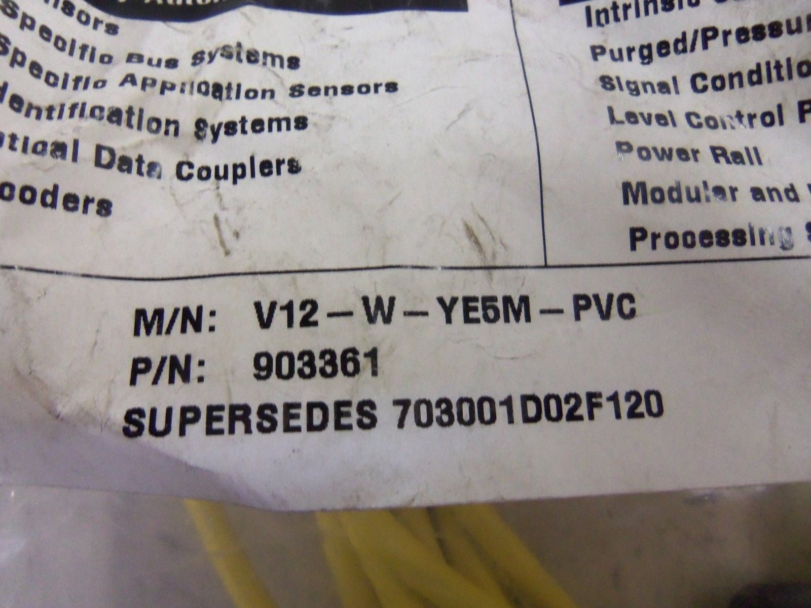 PEPPERL & FUCHS V12-W-YE5M-PVC CABLE CONNECTOR *NEW IN FACTORY BAG*