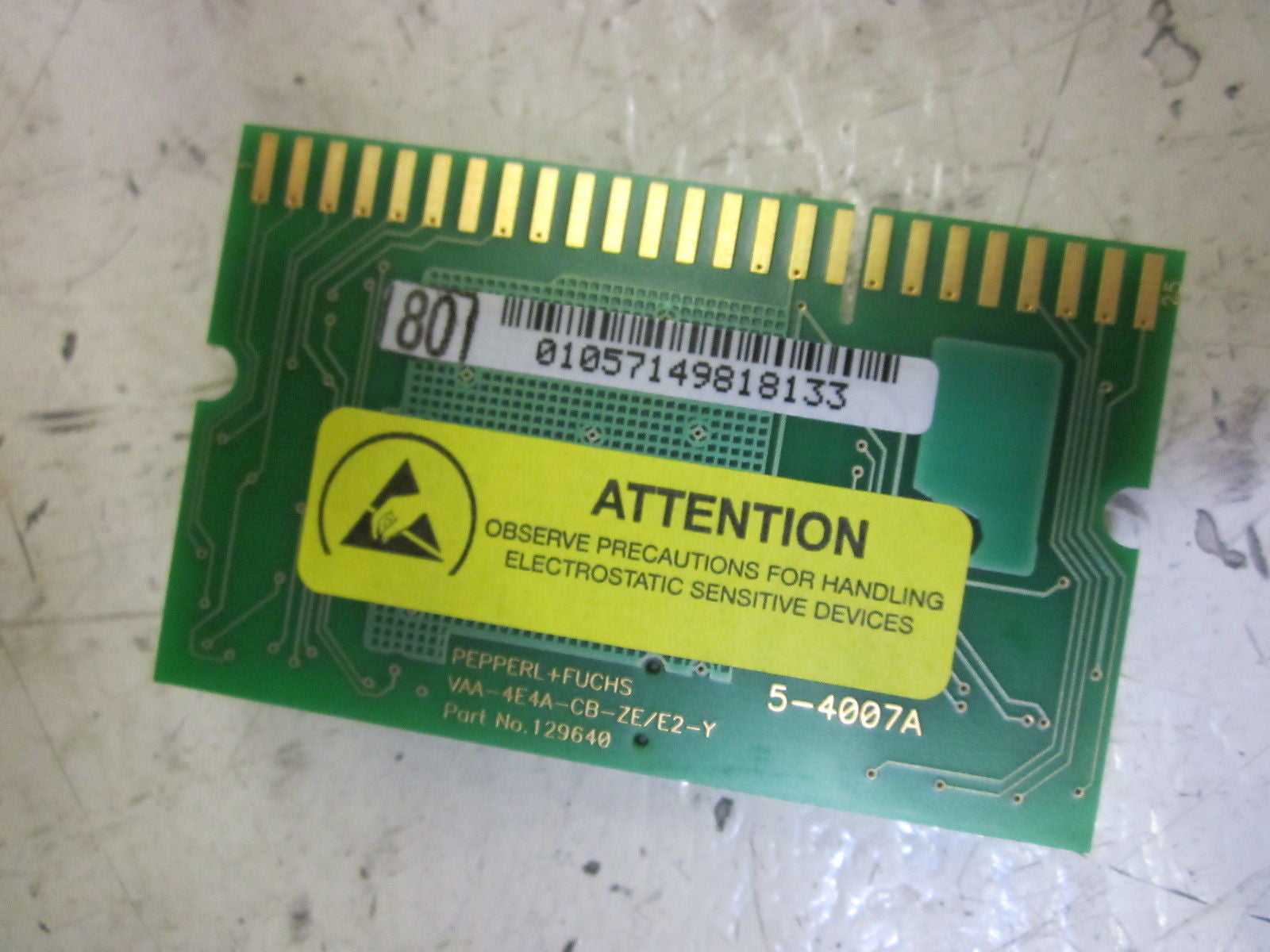 PEPPERL+FUCHS VAA-4E4A-CB-ZE/E2-Y CIRCUIT BOARD MODULE *NEW NO BOX*