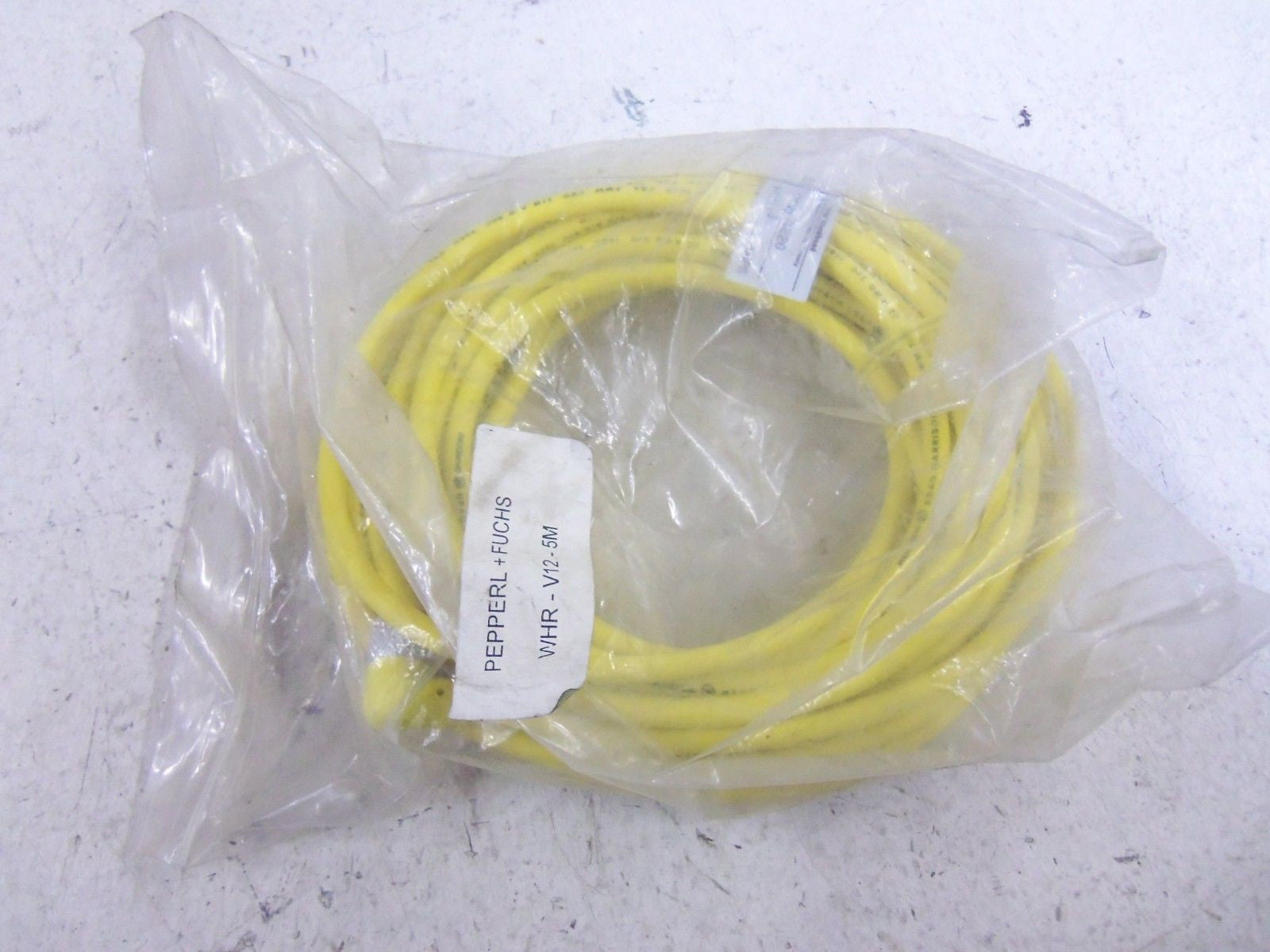 PEPPERL+FUCHS   WHR-V12-5M  PROXIMITY SENSOR