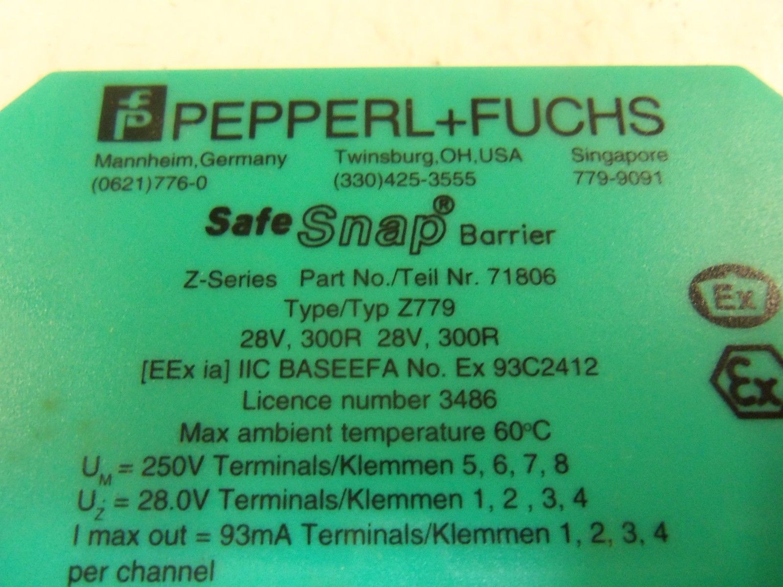 PEPPERL+FUCHS Z779 *NEW NO BOX*