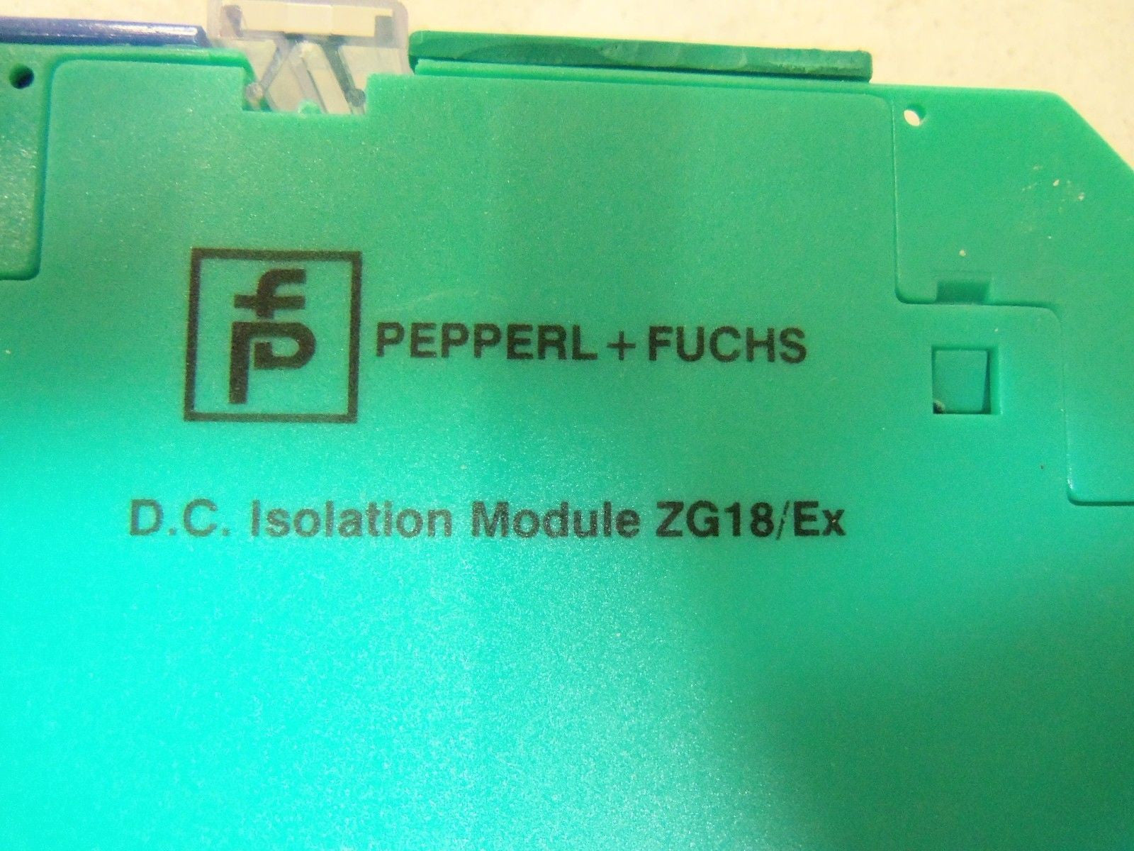 PEPPERL+FUCHS ZG18/Ex ISOLATION MODULE *NEW NO BOX*