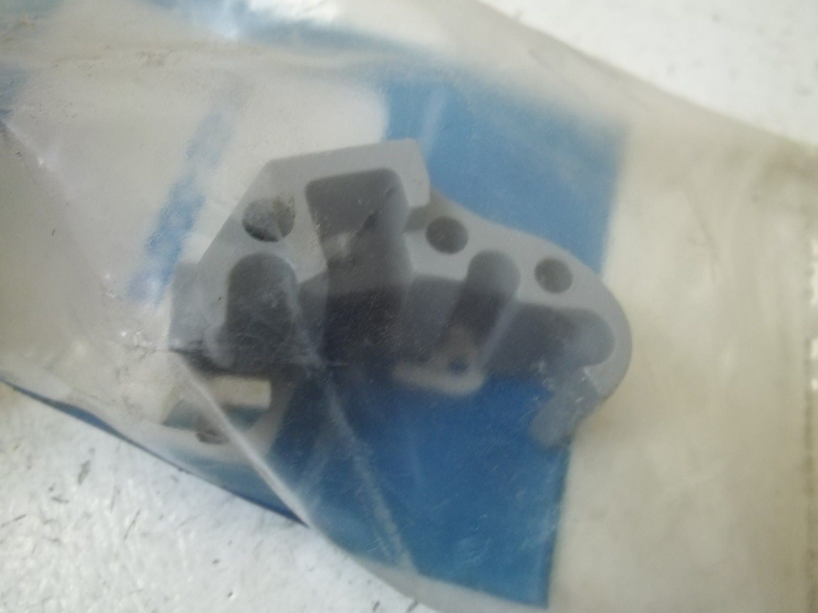 PHD 17000-33-5 CYLINDER SWITCH MOUNT BRACKET *NEW IN A FACTORY BAG*
