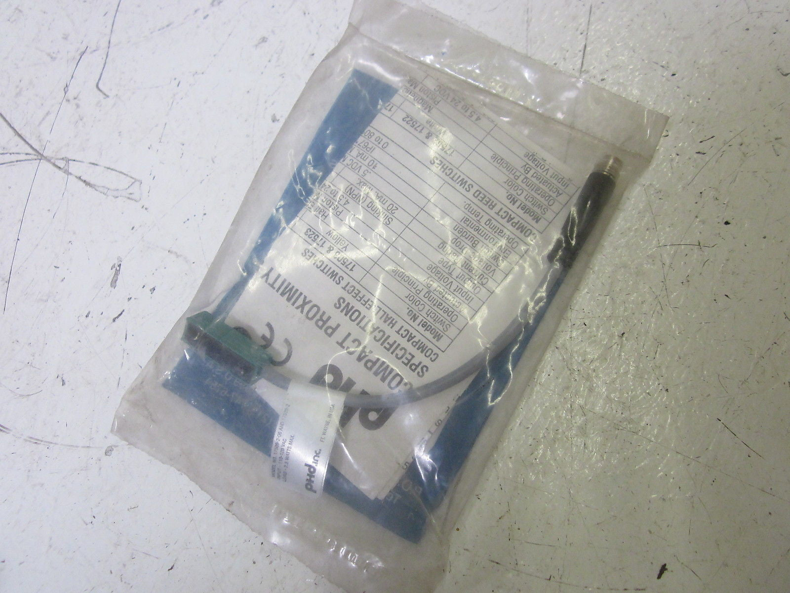 PHD 17529-2 PROXIMITY SWITCH 110-120VAC *NEW IN A FACTORY BAG*