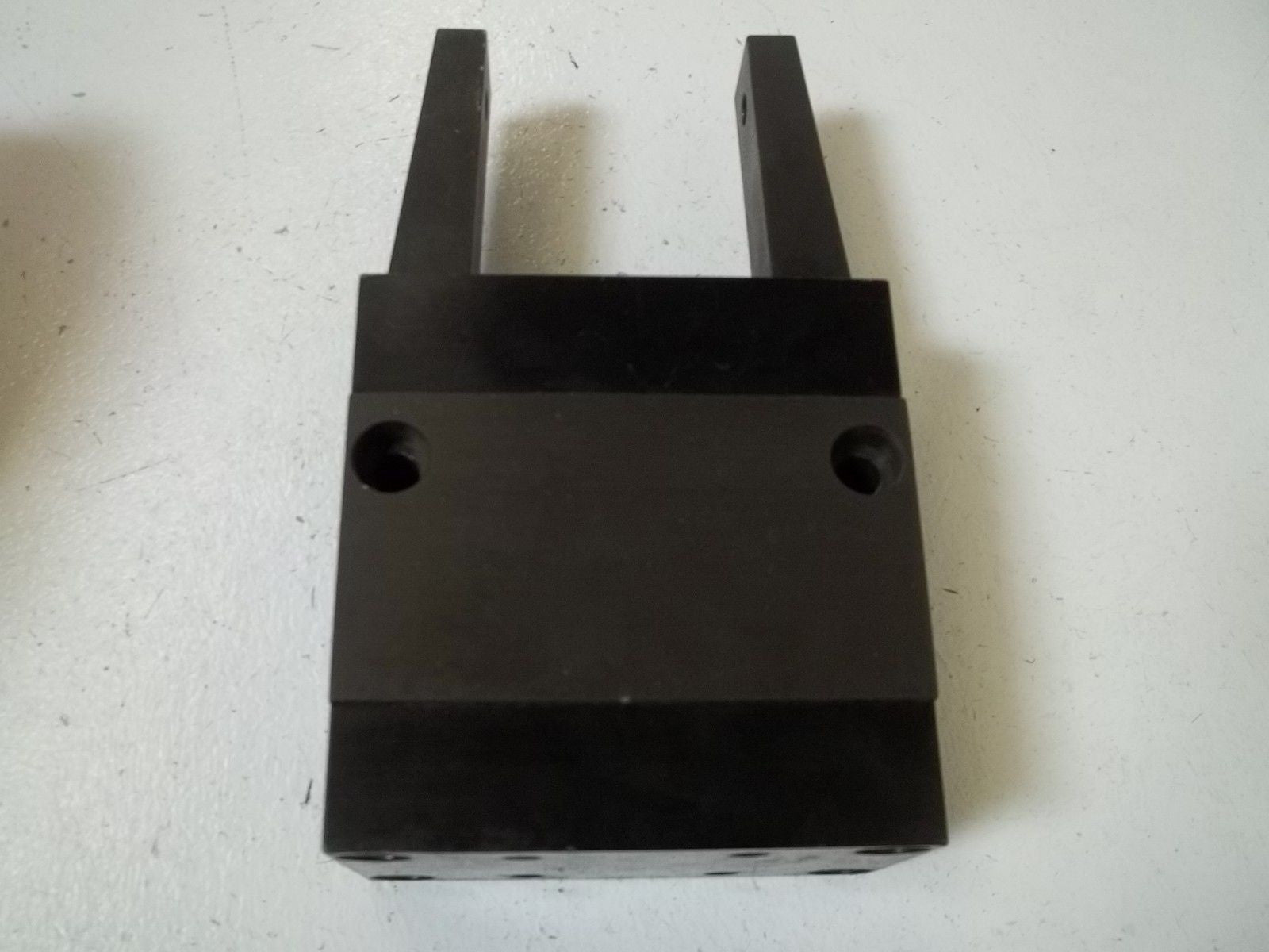 PHD INC. 15330-1-7001 *USED*