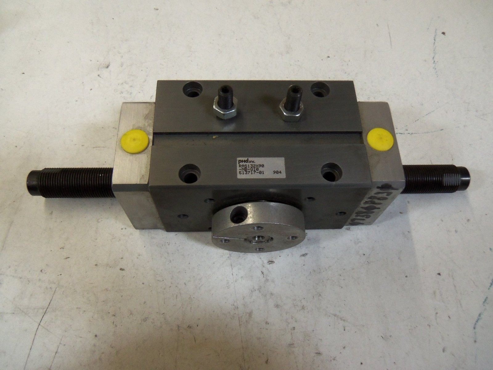 PHD. INC. RAS132X90-NB-Q10 *USED*