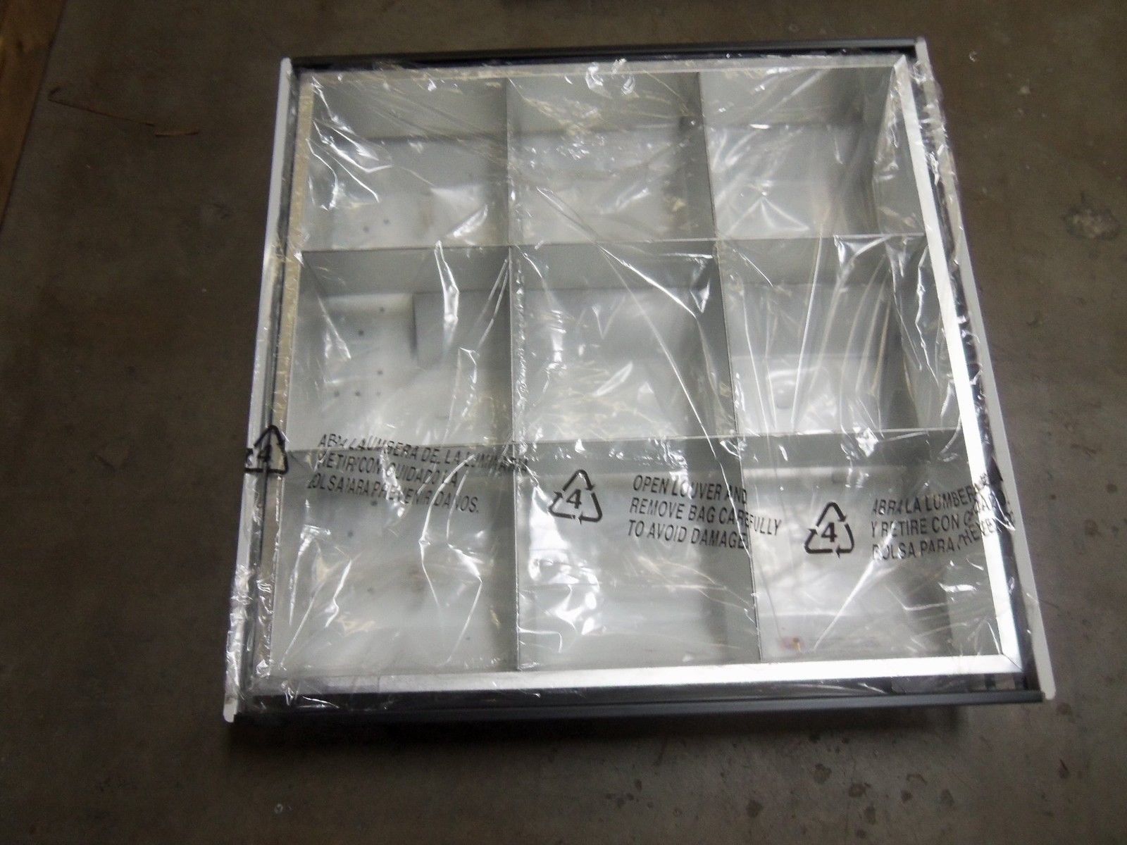 PHILIPS 2LP3GS231U6R-33AL-UNV *NEW IN BOX*