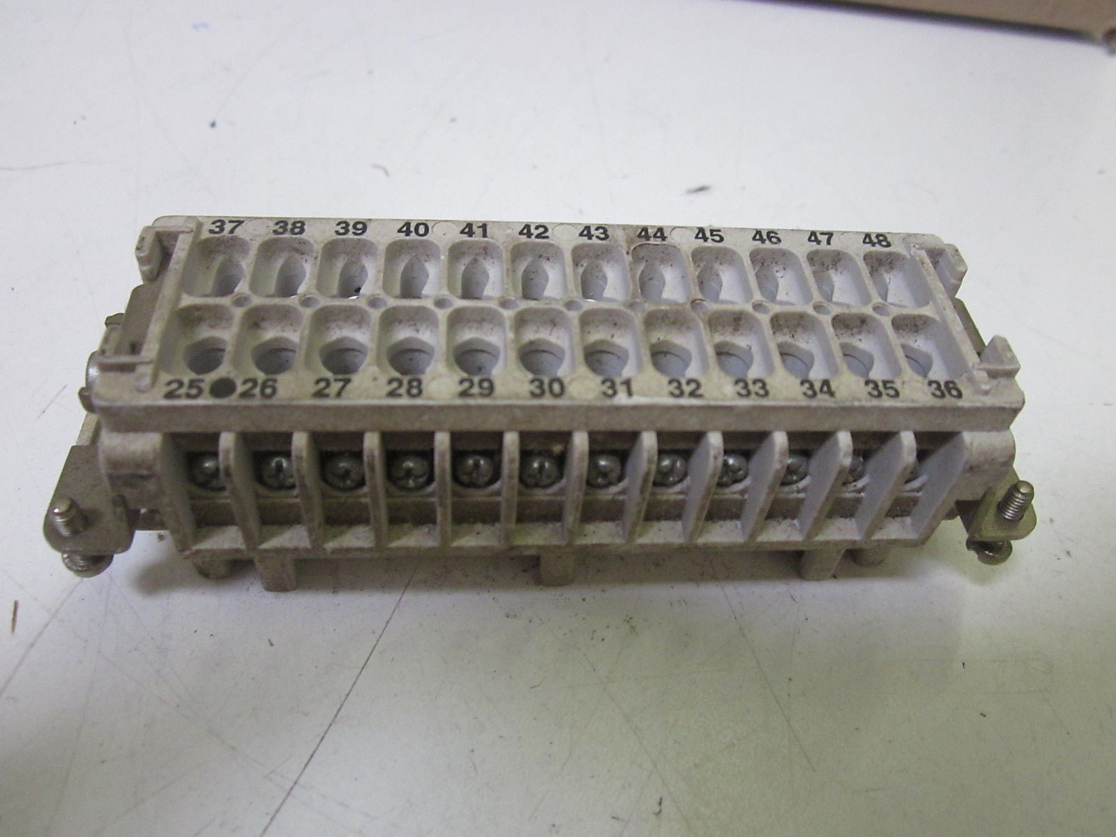 PHOENIX CONTACT HC-B24-EBUS48 1772094 CONNECTOR *USED*