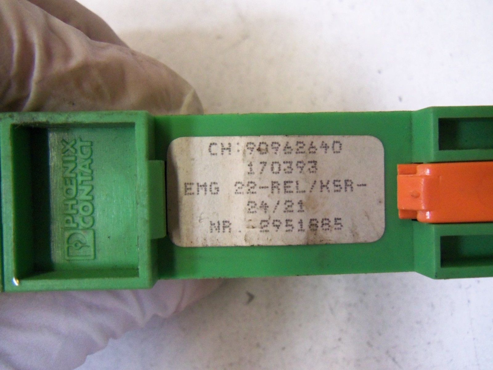 PHOENIX CONTACT 22-REL/KSR-24/21 RELAY MODULE *USED*