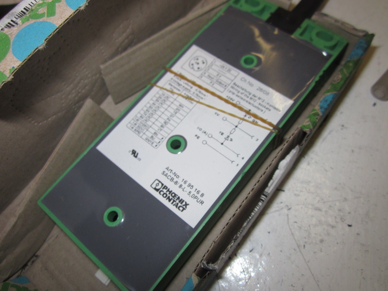 PHOENIX CONTACT SACB-8/ 8-L-5,0PUR SENSOR ACTUATOR BOX *NEW NO BOX*