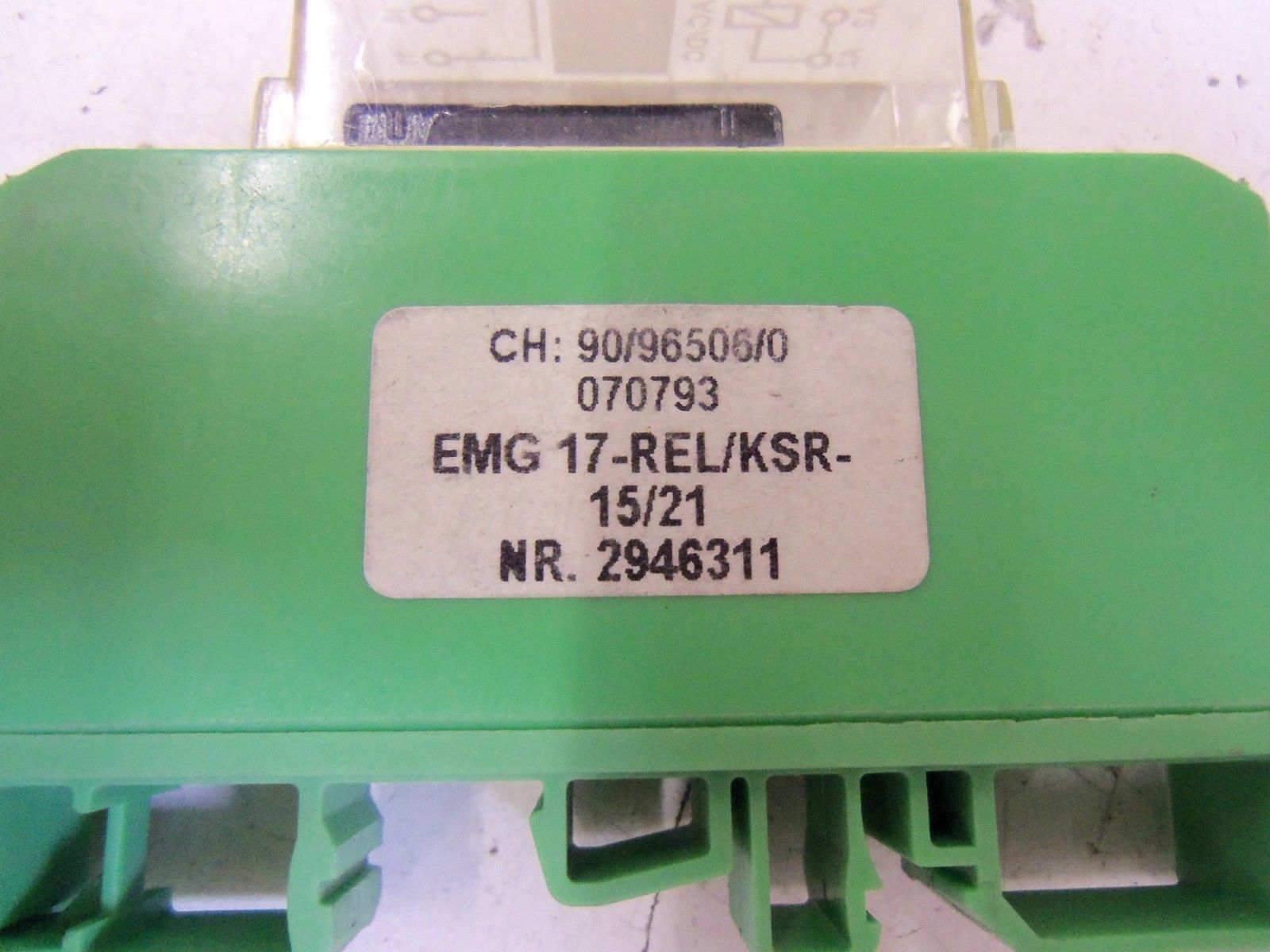 PHOENIX CONTACT EMG17-REL/KSR-15/21 *USED*