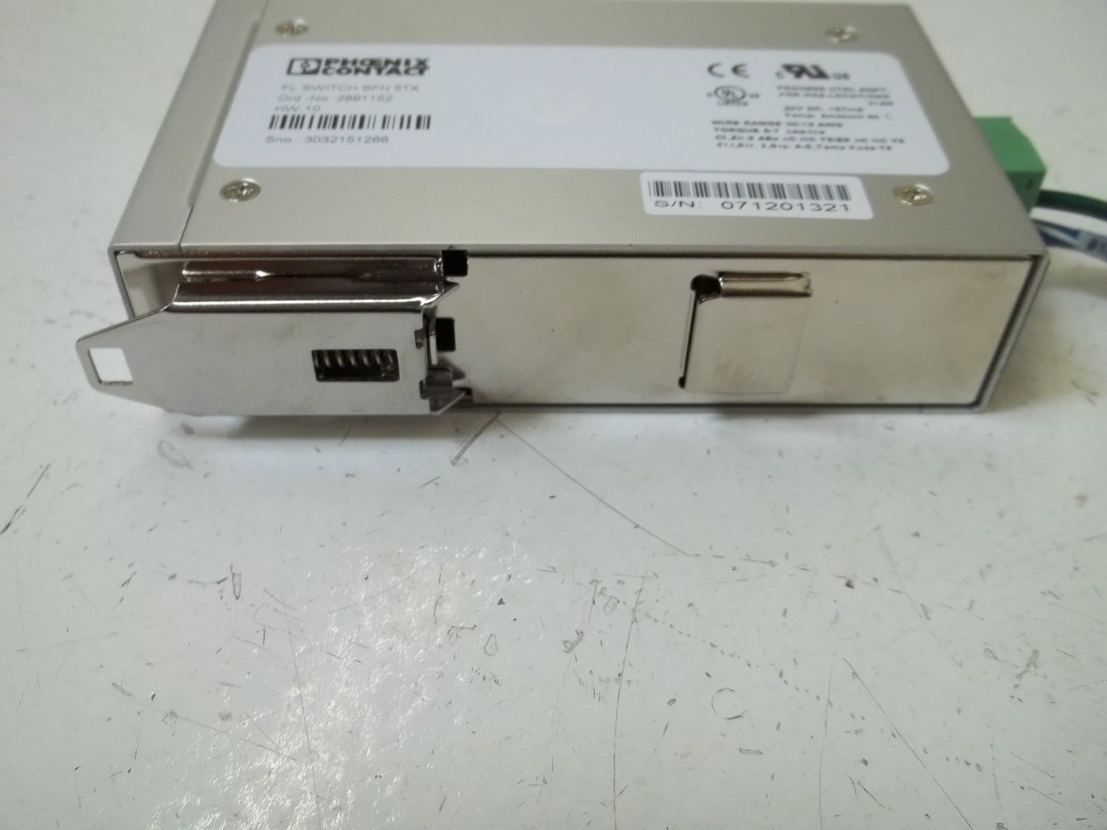 PHOENIX CONTACT FLSWITCHSFN5TX 2891152 *USED*