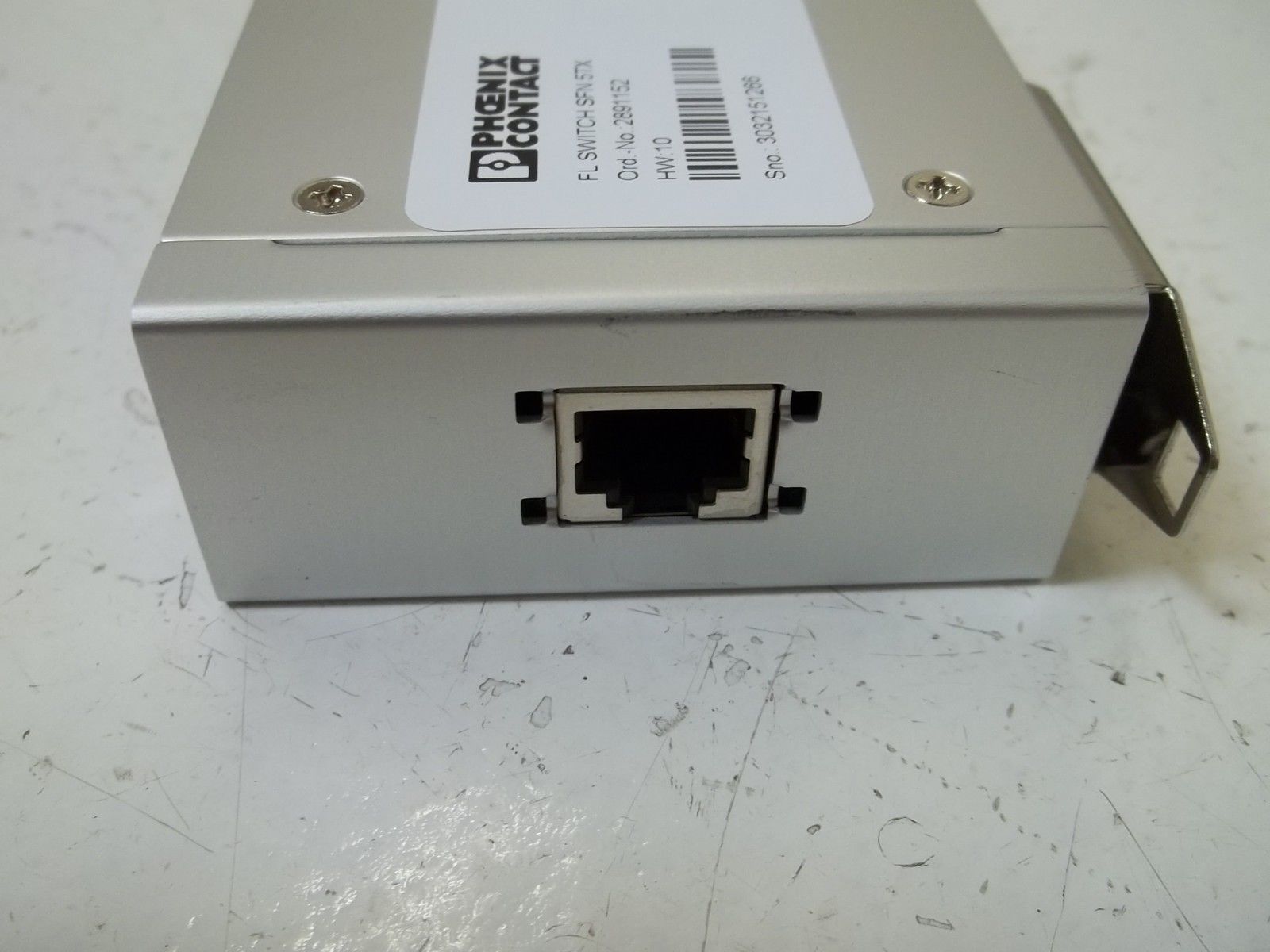 PHOENIX CONTACT FLSWITCHSFN5TX 2891152 *USED*