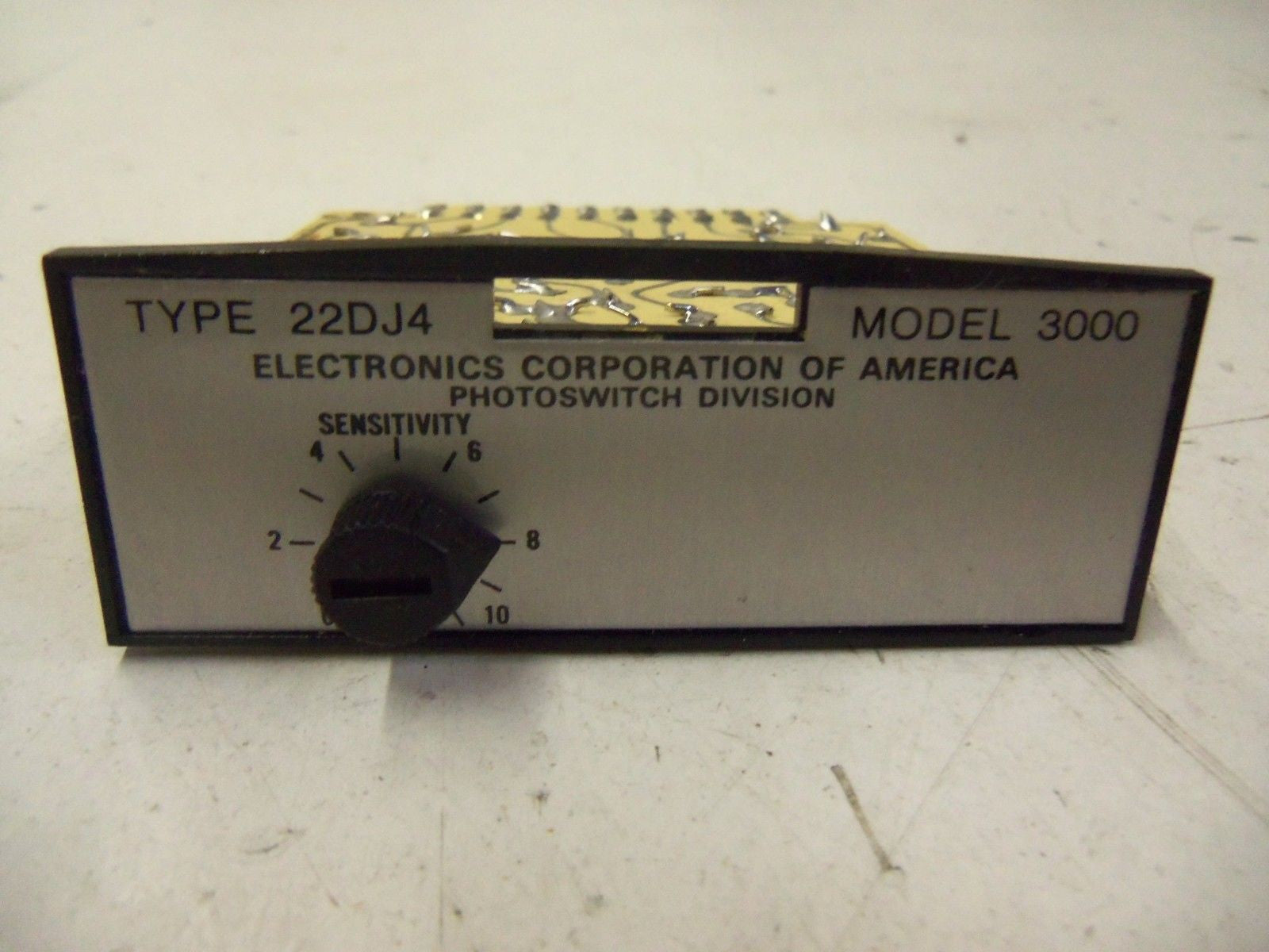 ECA PHOTOSWITCH 22DJ4-3000 SENSITIVITY CONTROLLER CARD *NEW IN BOX*