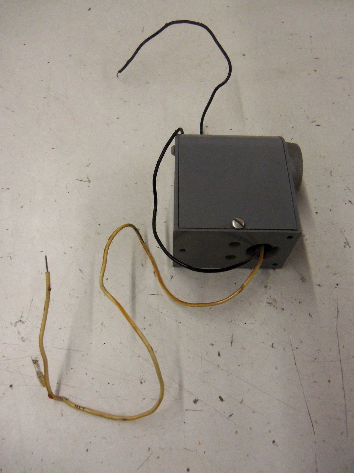 PHOTOSWITCH 40DCI-1000 *USED*