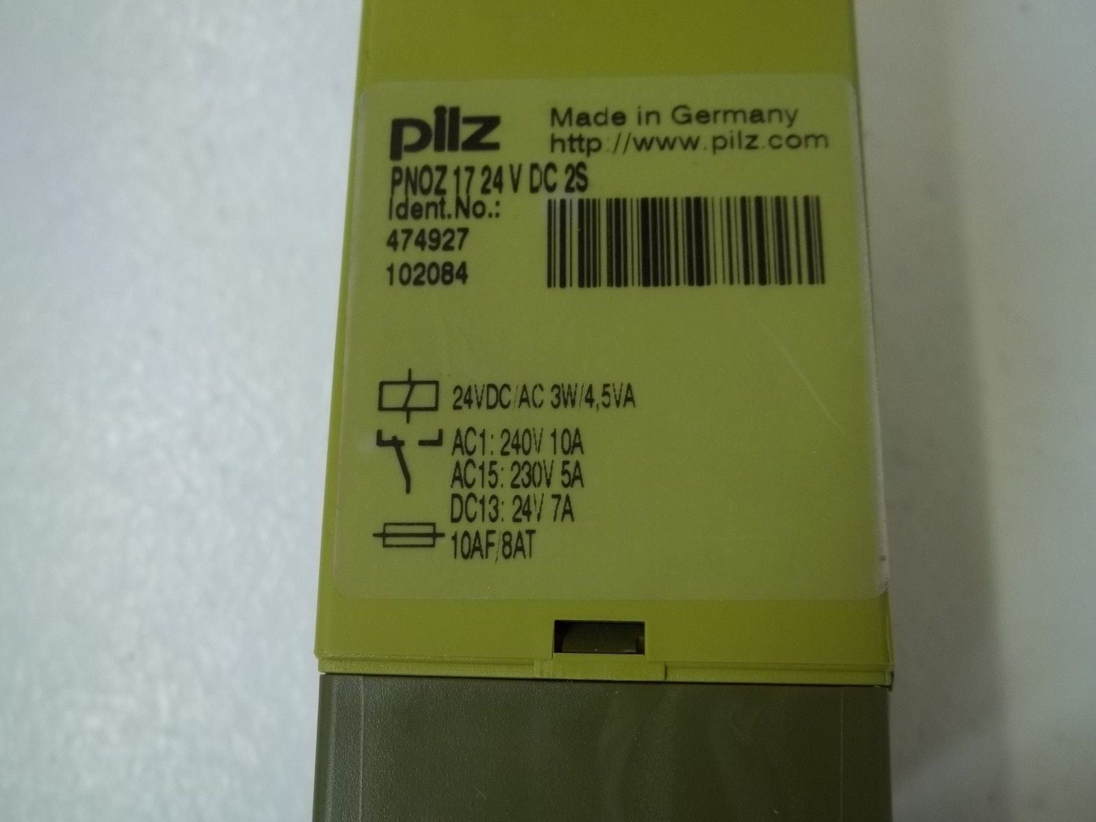 PILZ PNOZ1724VDC2S SAFETY RELAY 24VDC *NEW IN BOX*
