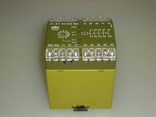 PILZ PNOZV30s3S1SZ/1O 474790 SAFETY RELAY *USED*