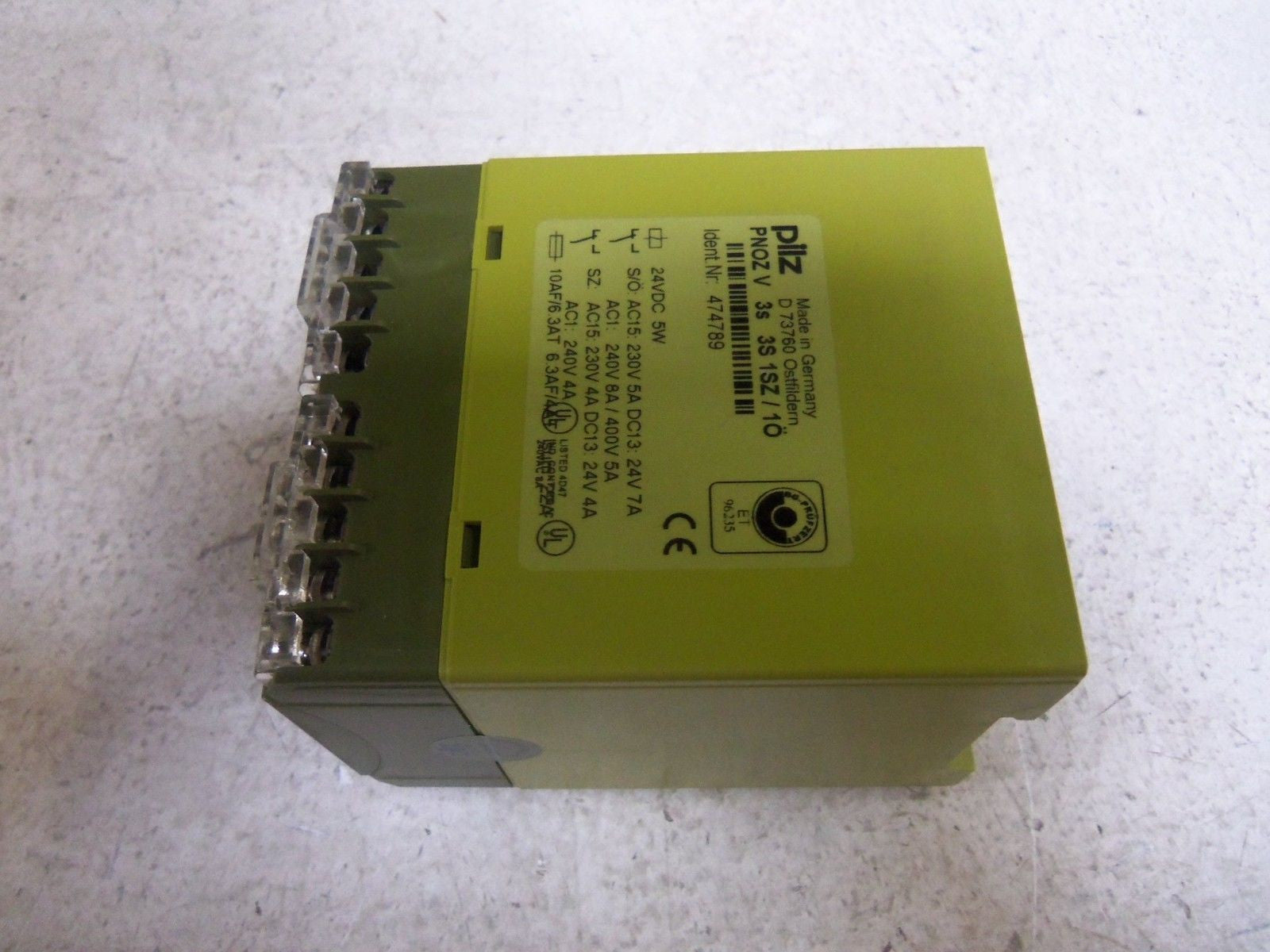 PILZ PNOZV3s3S1SZ/1O 474789 SAFETY RELAY *NEW IN BOX*