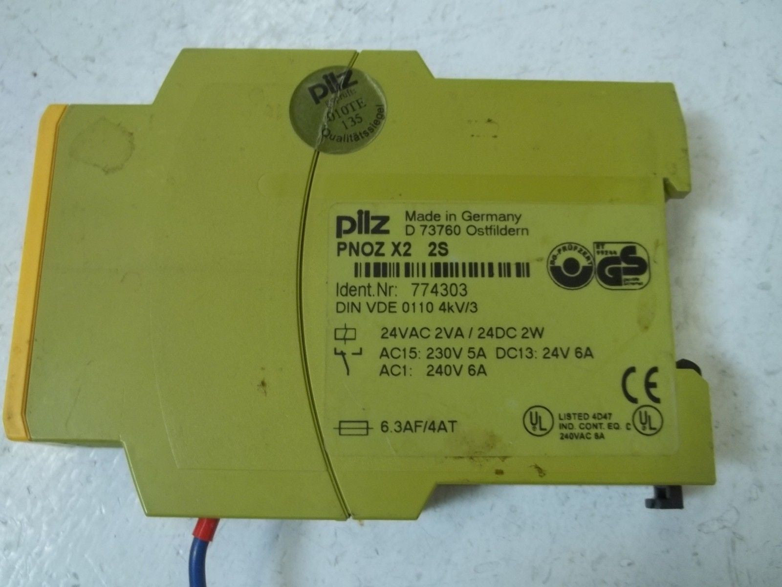 PILZ PNOZ X2 2S SAFETY RELAY *USED*