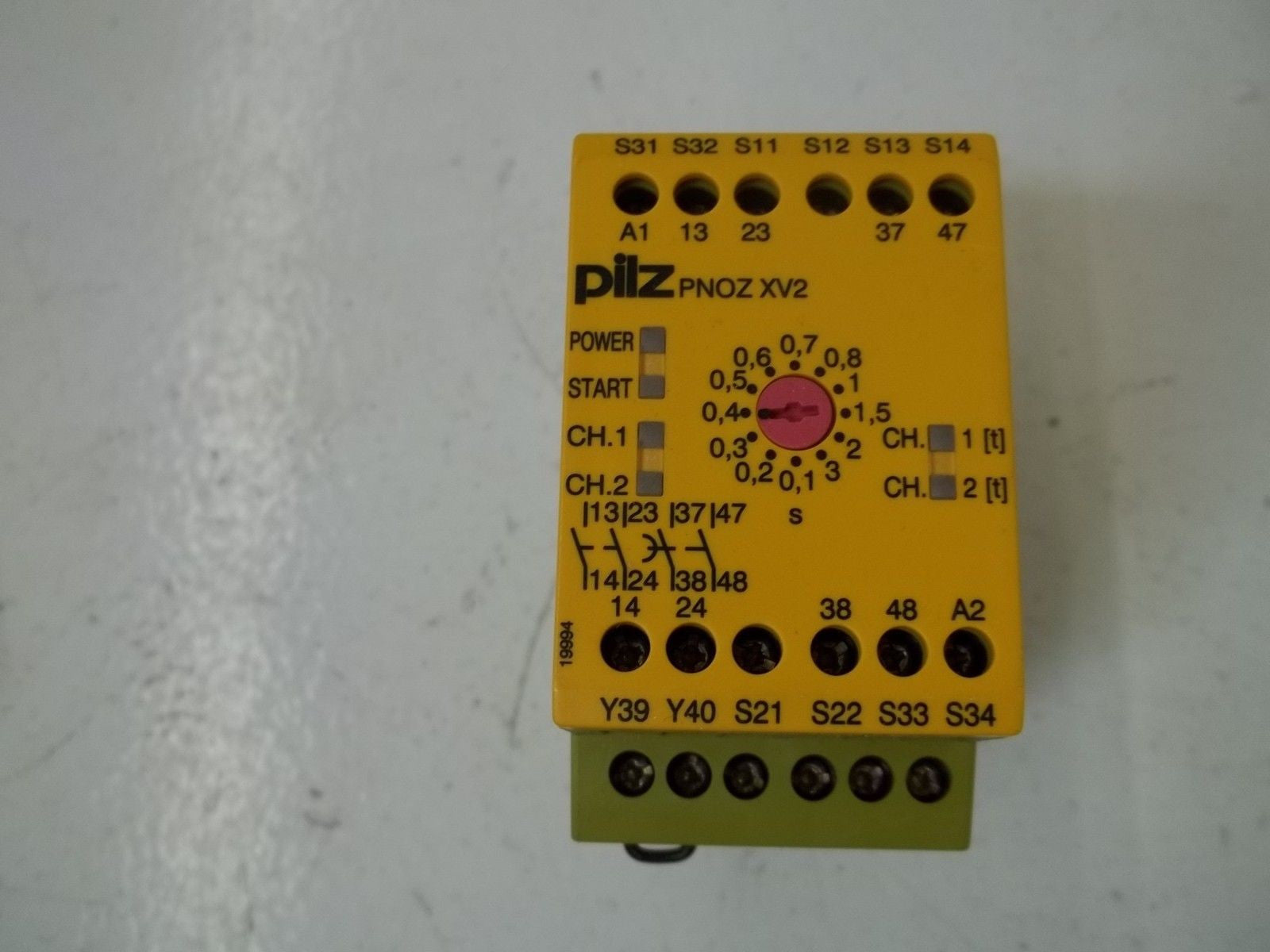 PILZ PNOZXV23/24VDC2n/o2n/ot 774502 SAFETY RELAY *NEW IN BOX*