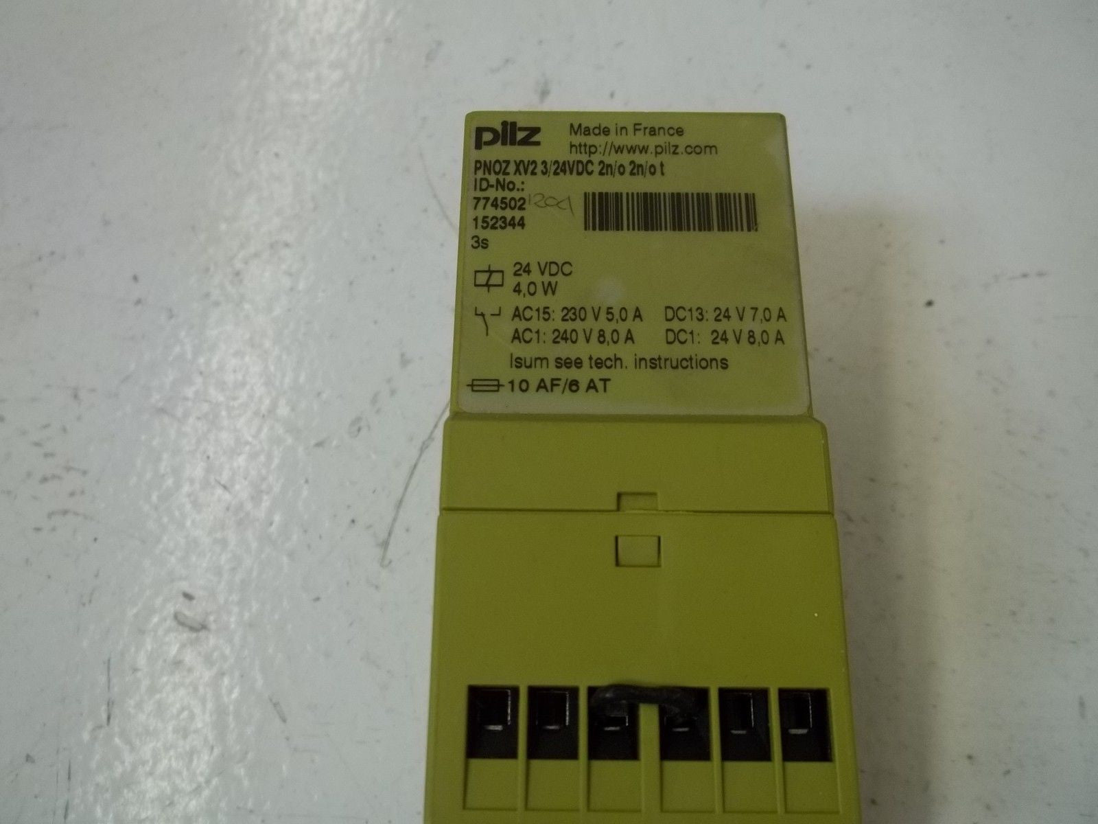 PILZ PNOZXV23/24VDC2n/o2n/ot 774502 SAFETY RELAY *NEW IN BOX*