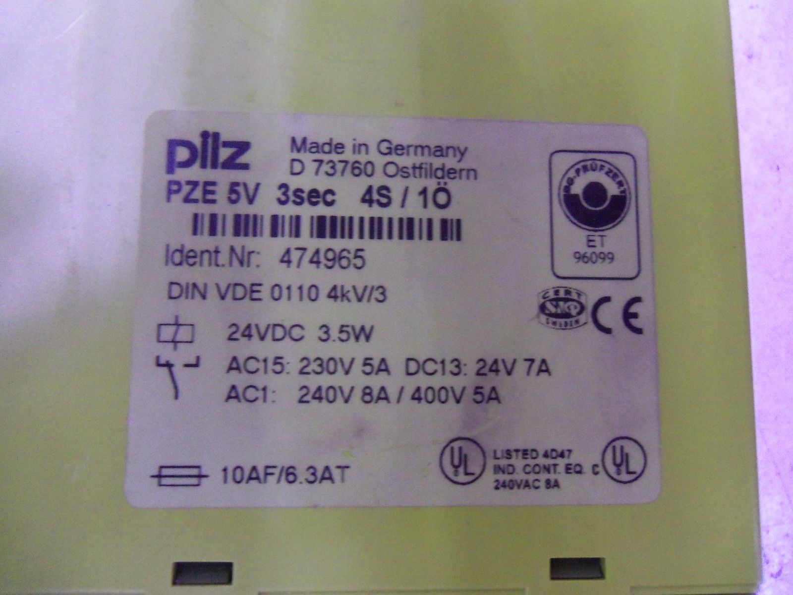 PILZ PZE5V3SEC4S/1O *NEW IN BOX*
