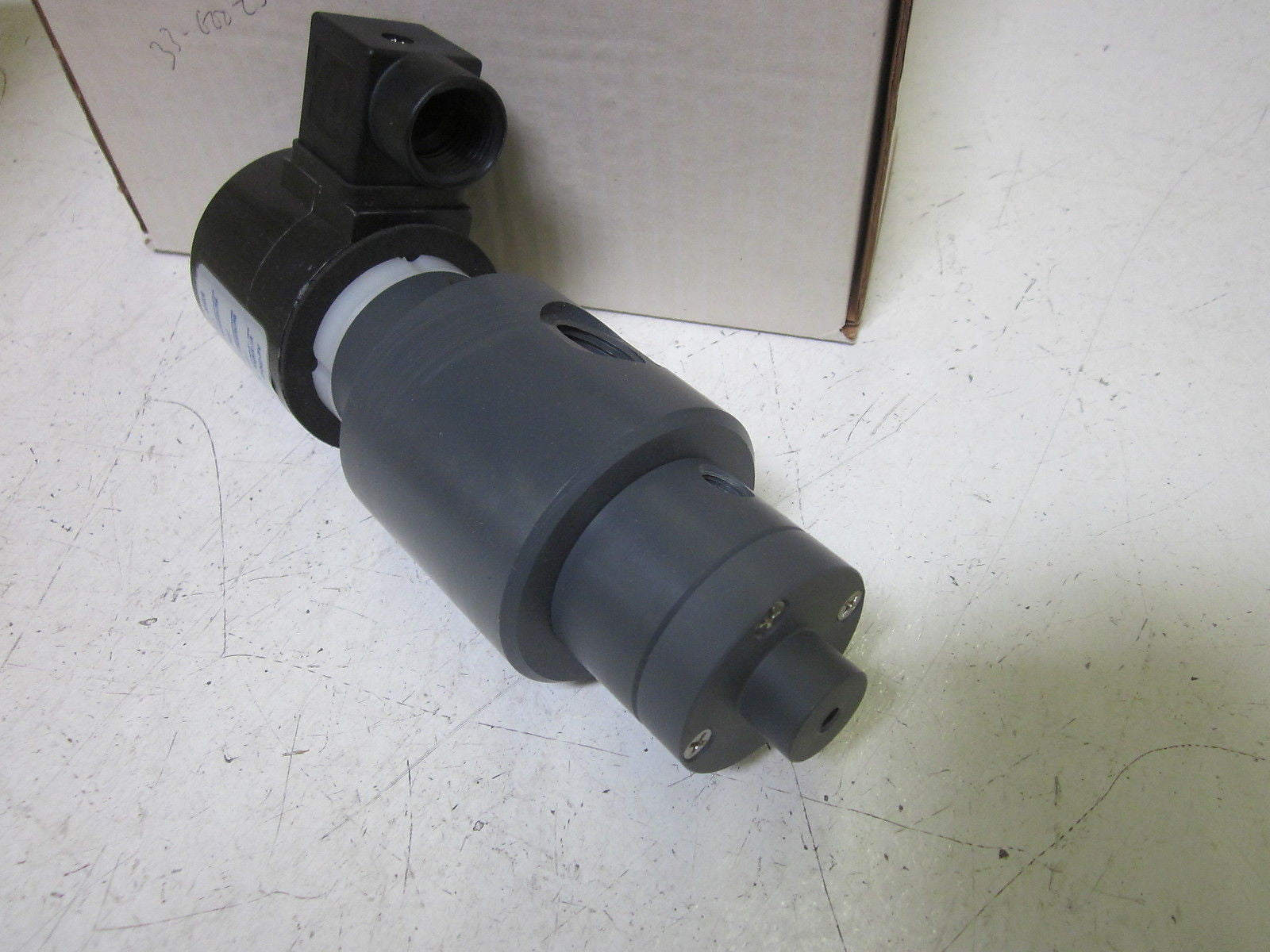 PLAST-O-MATIC EASY4V8W20-NO-PV VALVE *NEW IN BOX*