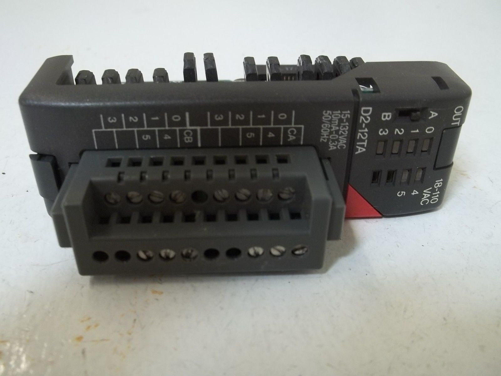 PLC DIRECT D2-12TA POINT OUTPUT MODULE *USED*