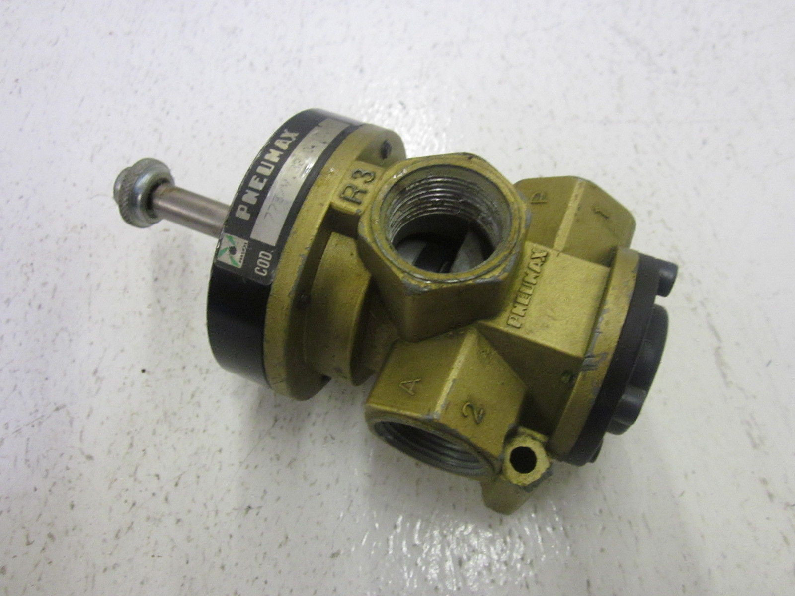 PNEUMAX 773/V.32.0.10.M2 *USED*