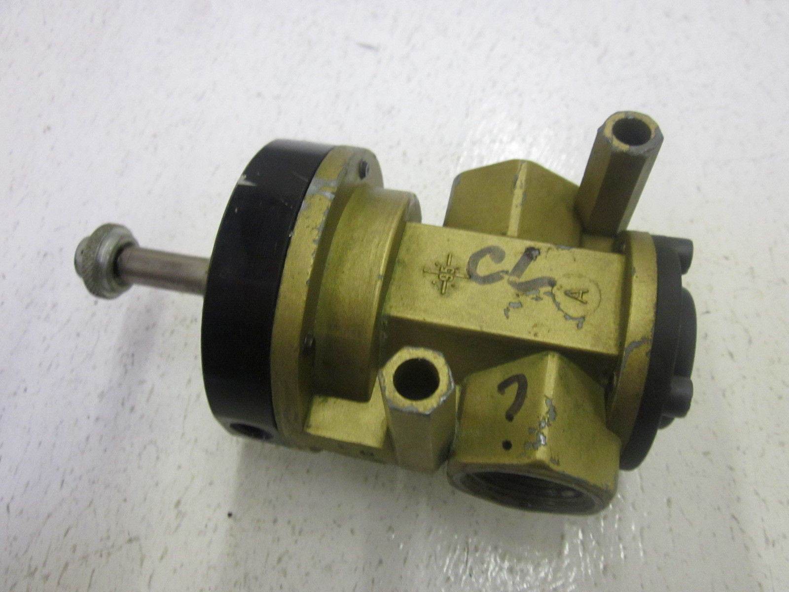 PNEUMAX 773/V.32.0.10.M2 *USED*