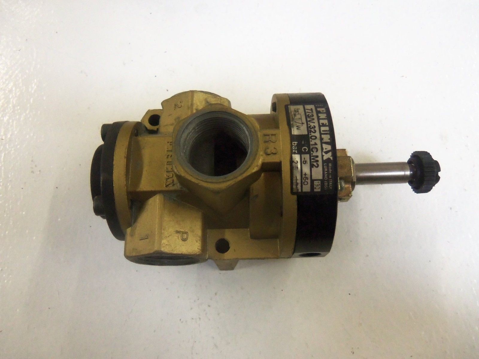 PNEUMAX 773/V.32.0.1C.M2 SOLENOID VALVE *USED*