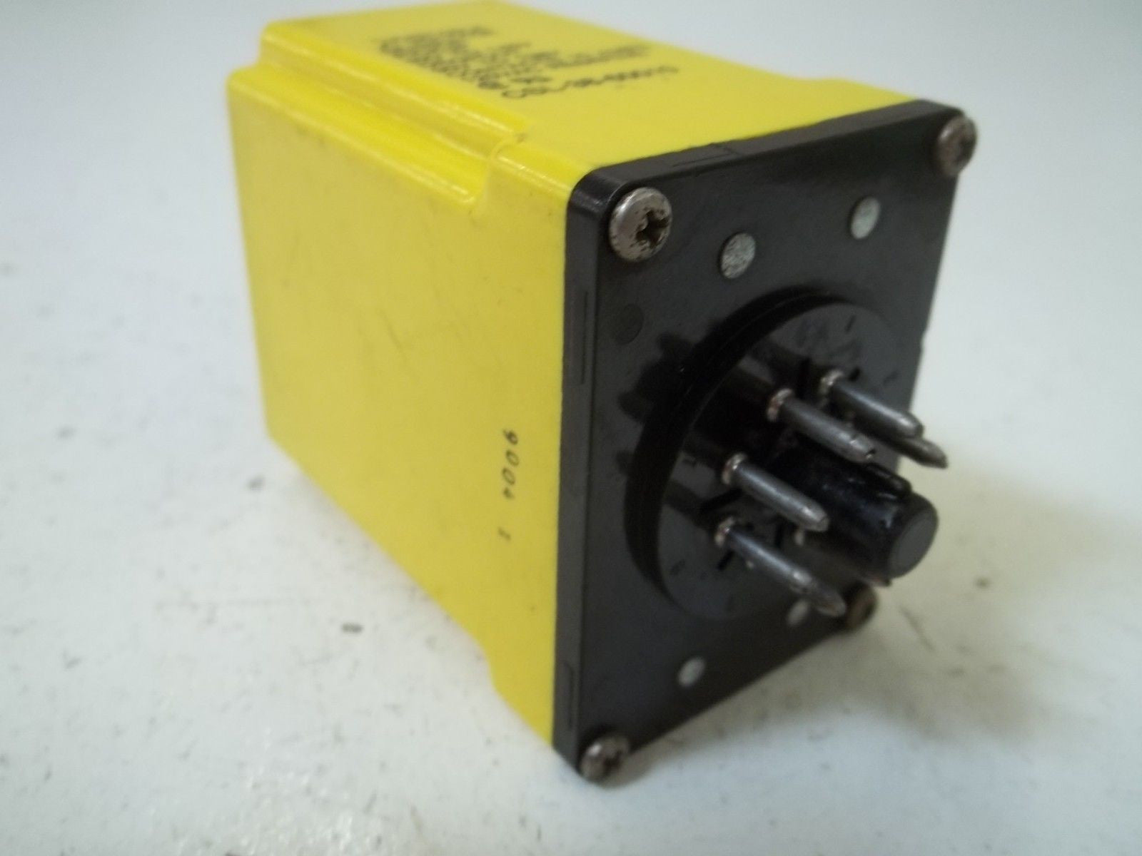 POTTER & BRUMFIELD CSL-38-60010 VOLTAGE SENSOR RELAY *USED*