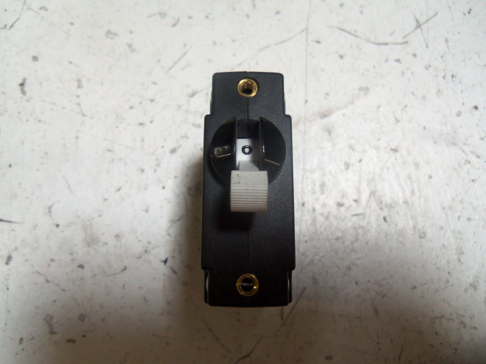 POTTER & BRUMFIELD W67-X2Q12-10 CIRCUIT BREAKER 10AMPS *NEW NO BOX*