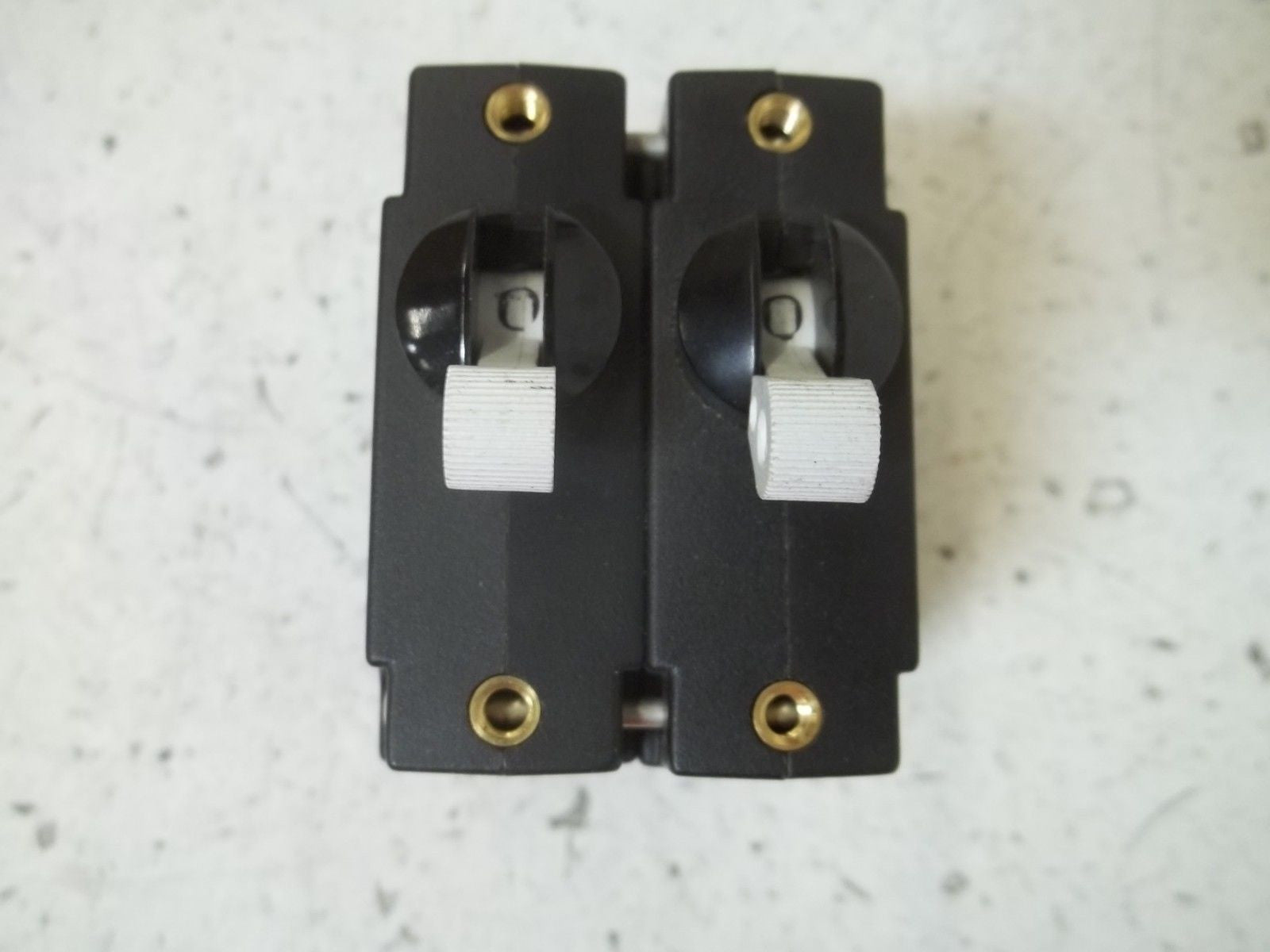 POTTER & BRUMFIELD W68-X2W12-3 CIRCUIT BREAKER *NEW NO BOX*