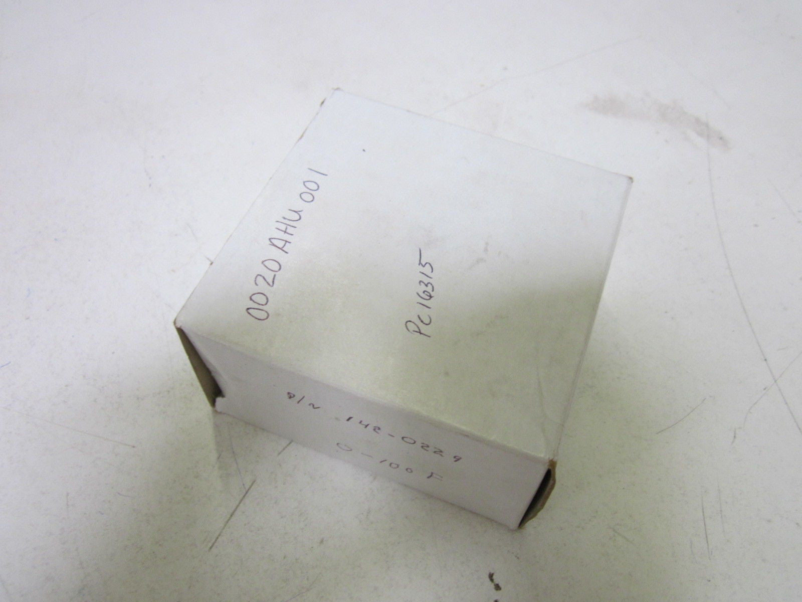 POWERS 142-0229 MODEL 2 PRESSURE GAUGE *NEW IN BOX*