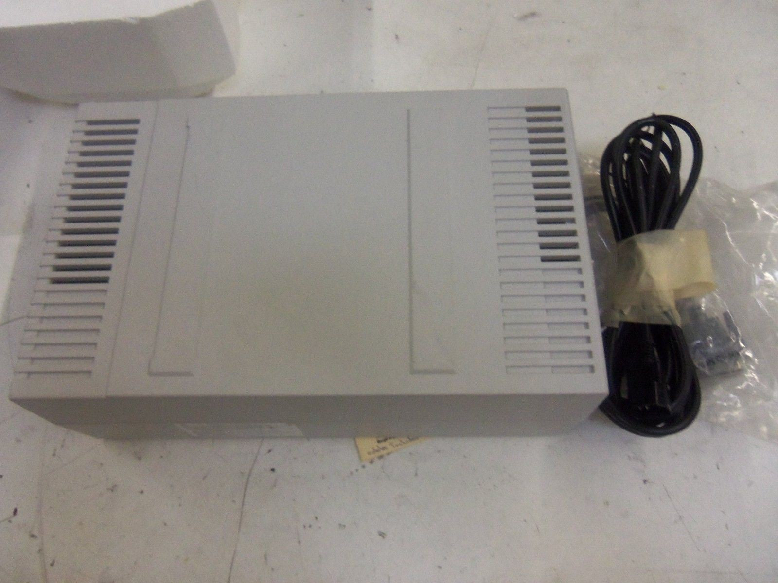 POWERWARE 800P2HVSE *NEW IN BOX*
