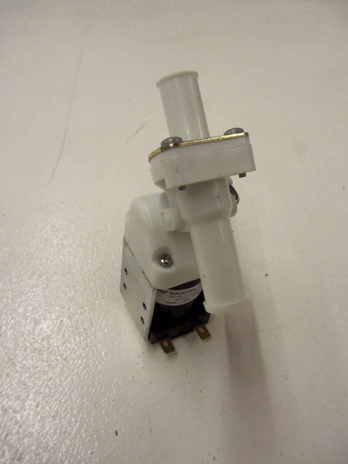 P & P INDUSTRIES, INC. S4-100A-24 *USED*