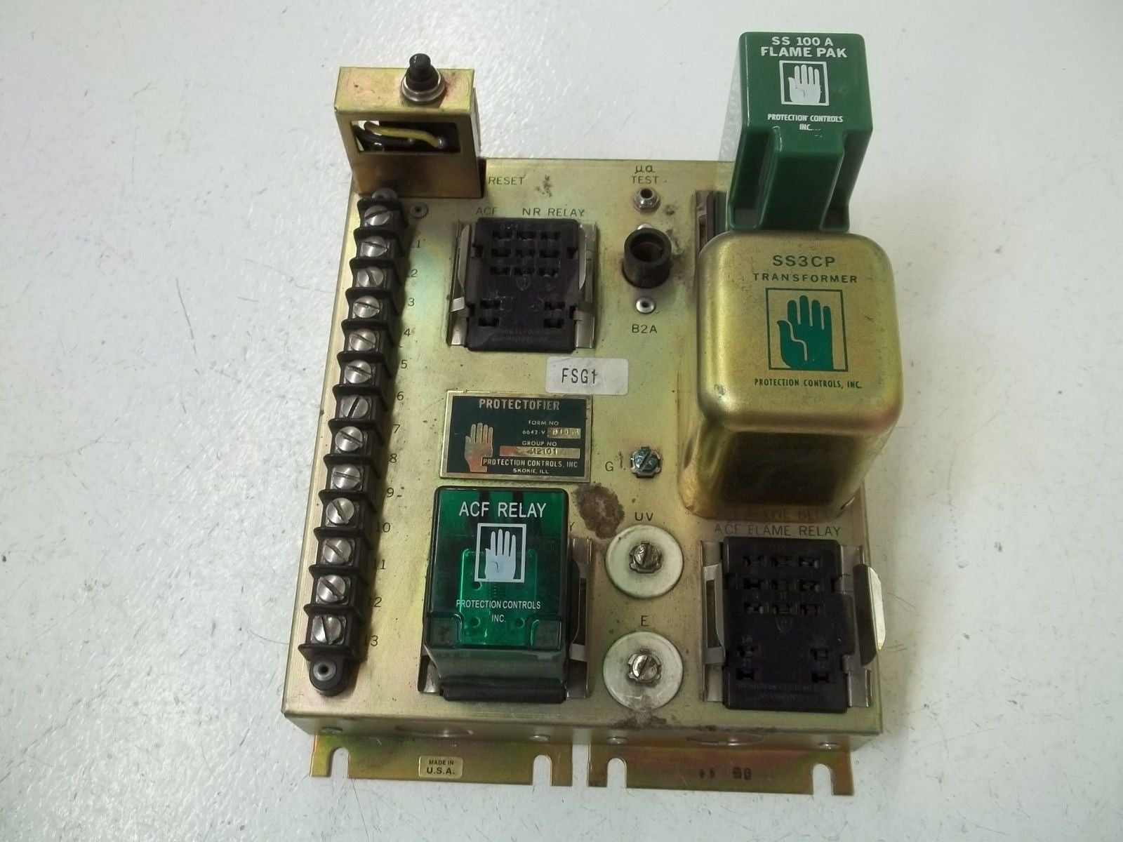 PROTECTION CONTROLS INC. 6642-VB10NR 117VAC *USED*