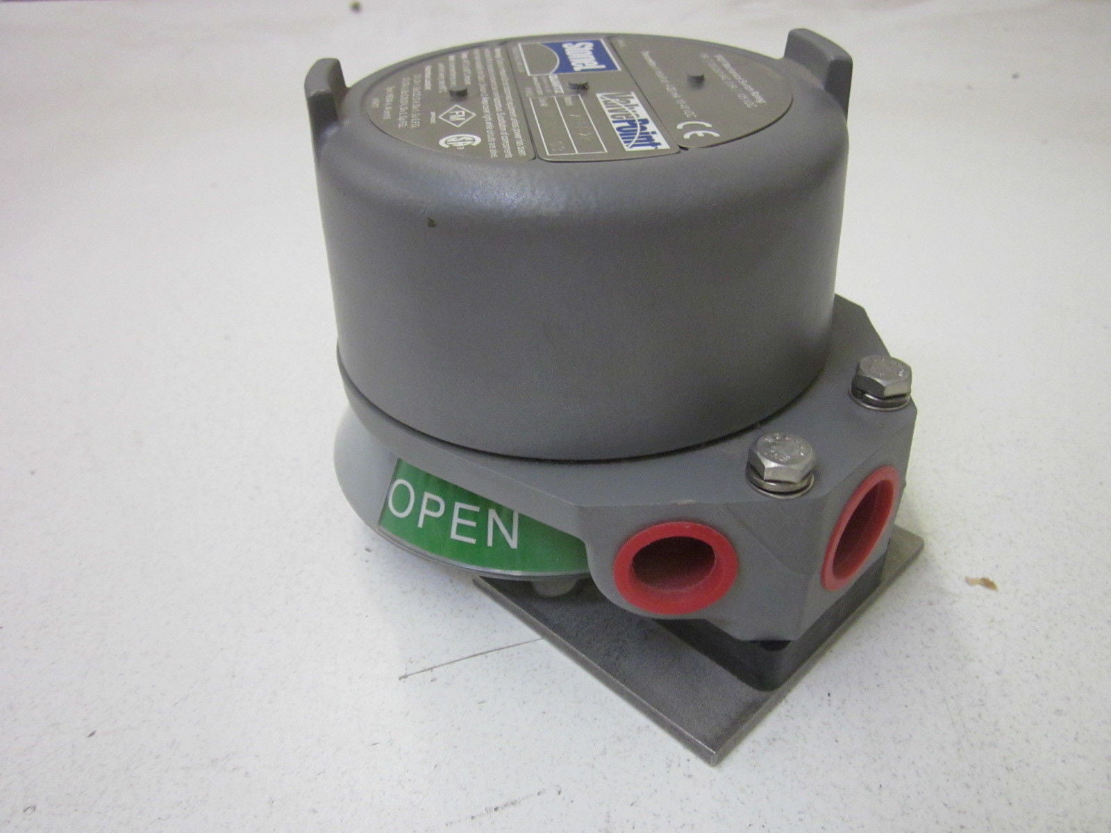QUARTZ 0ZM2VE2R *NEW NO BOX*