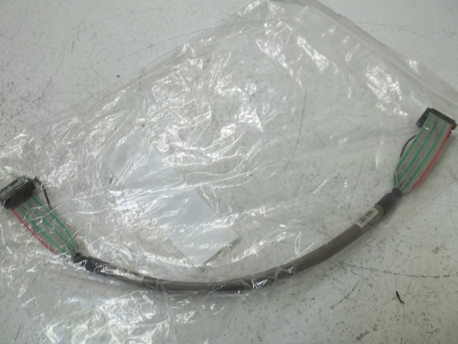 RD0CG035460 DATA CABLE 7 *NEW NO BOX*