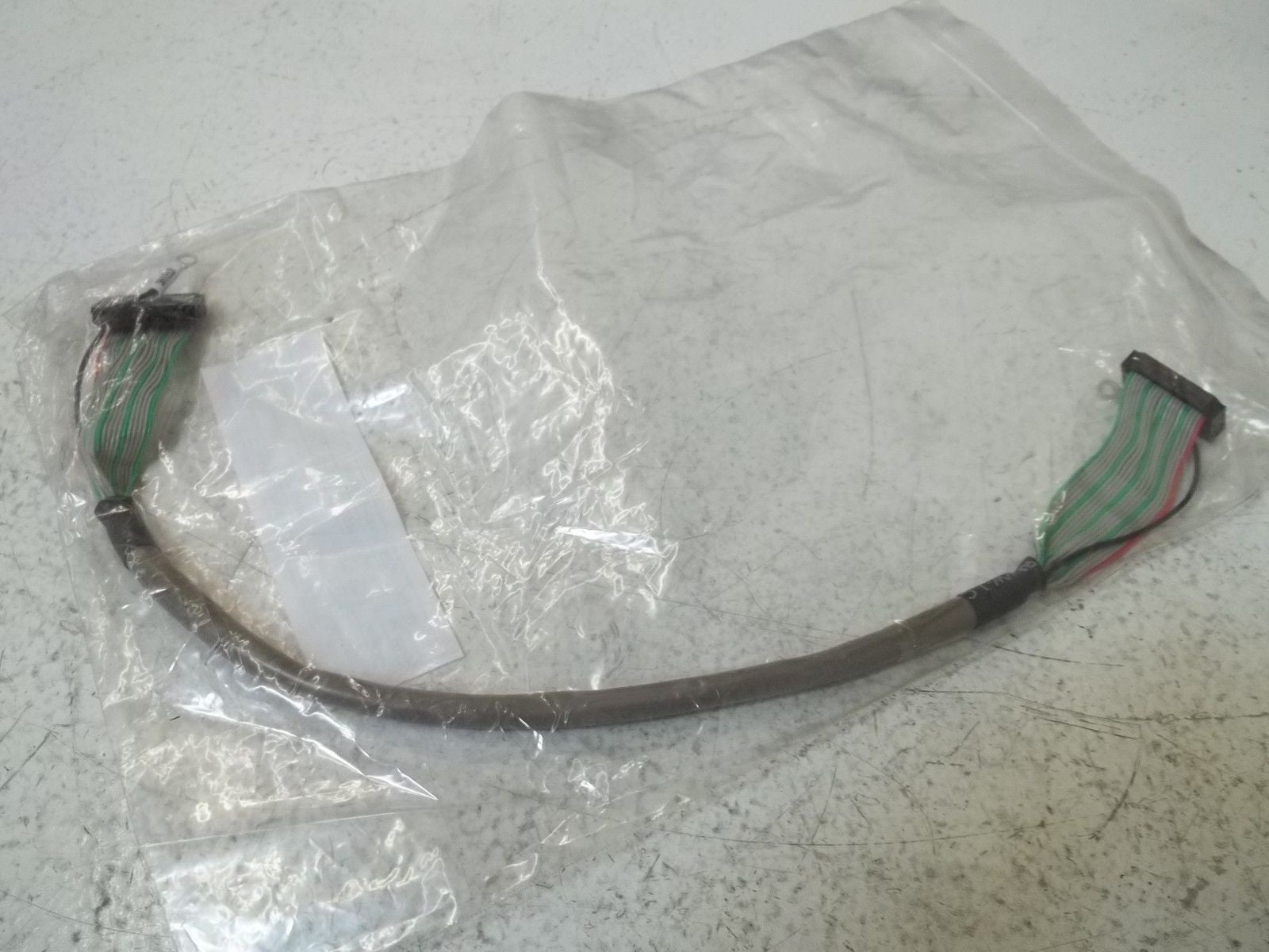 RD0CJ035460 DATA CABLE 9 *NEW NO BOX*
