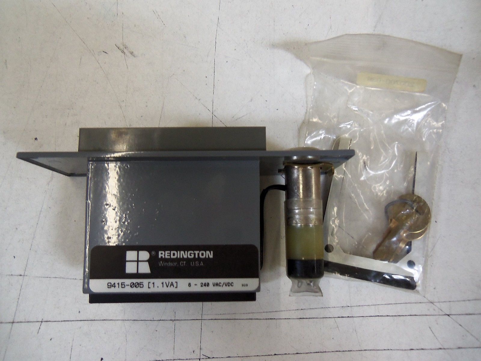 REDINGTON 9415-005 *NEW IN BOX*