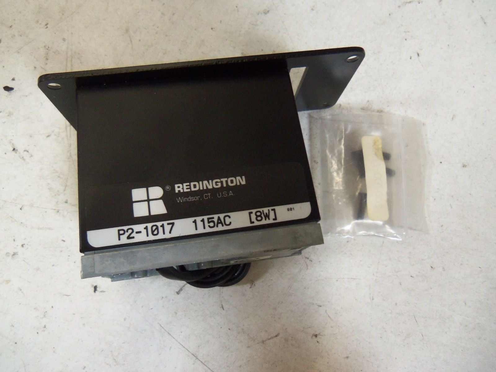 REDINGTON COUNTERS P2-1017 *NEW IN BOX*